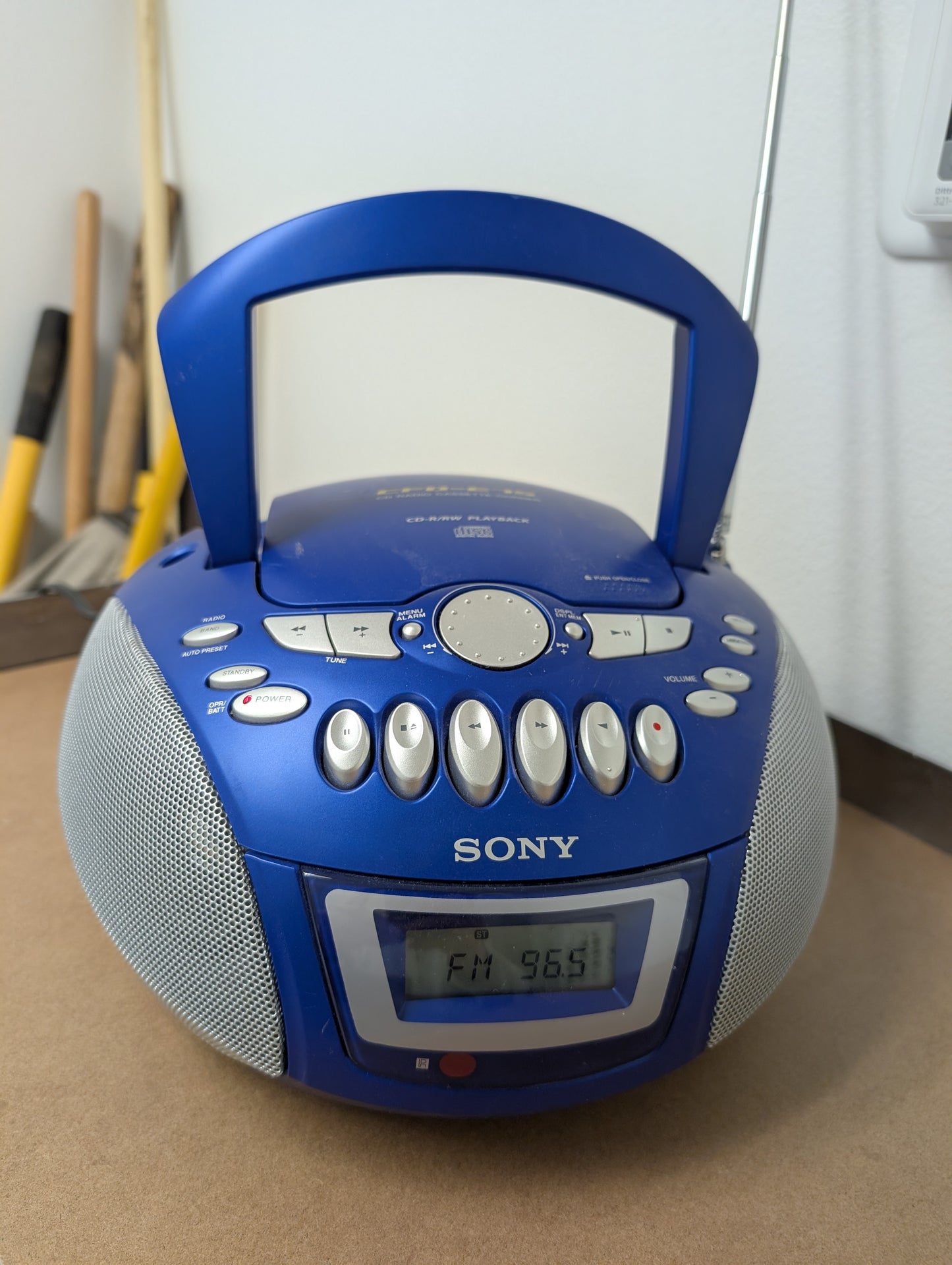 Blue Sony CFD-E75 CD Cassette Player Portable AM FM Radio Tested 2003 Vintage with Remote