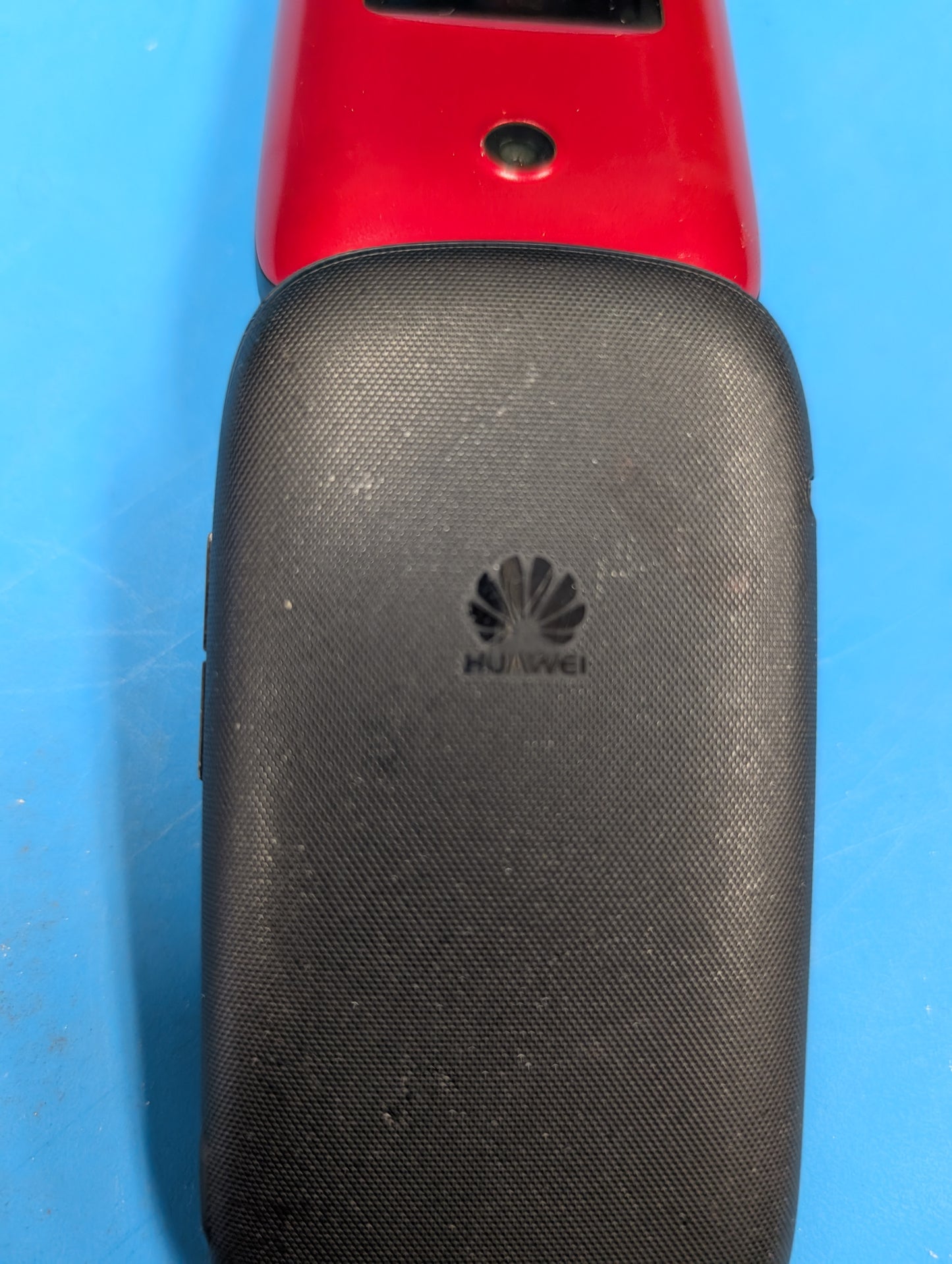 Consumer Cellular Huawei U3900 Flip Phone with original box