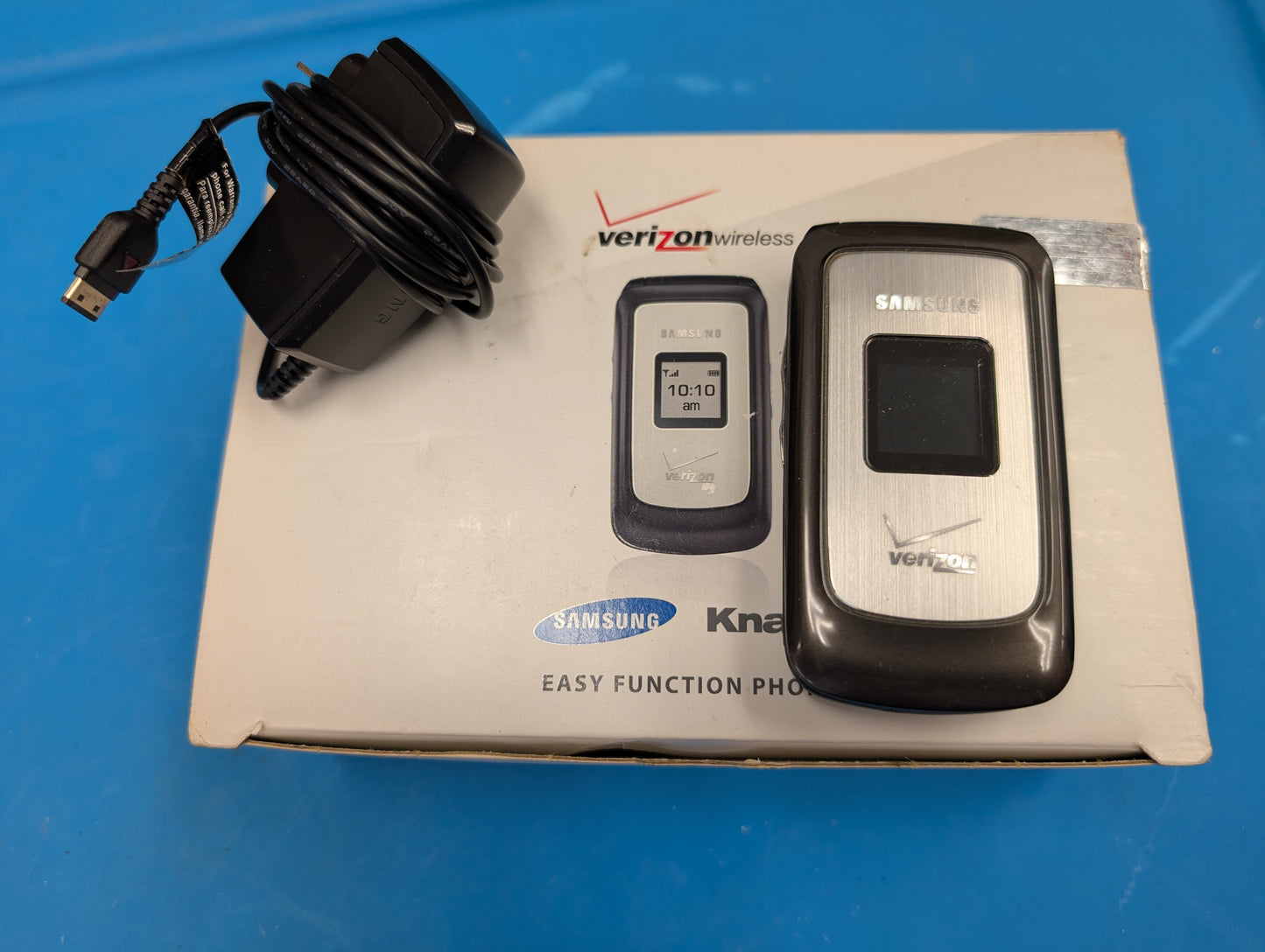 Verizon Samsung Knack SCH-U310 black flip cell phone