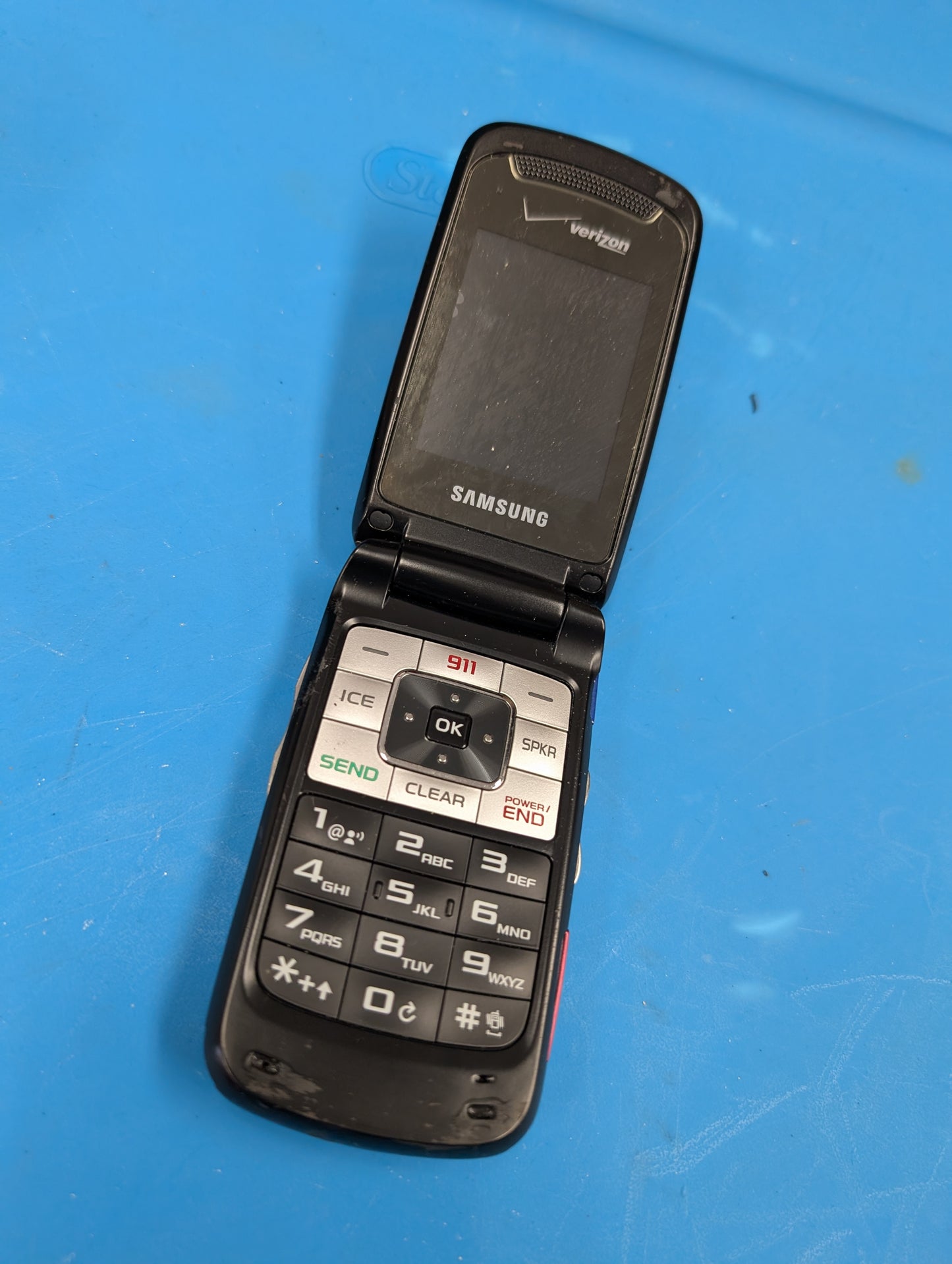 Verizon Samsung Knack SCH-U310 black flip cell phone