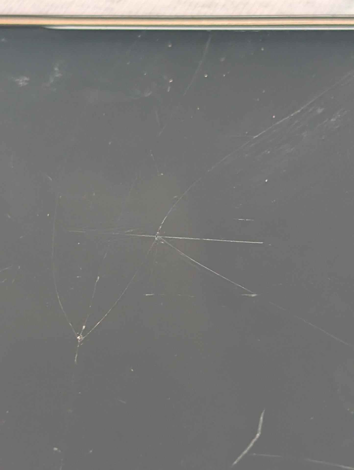 Vortex ZG65 mobile Phone - screen damage