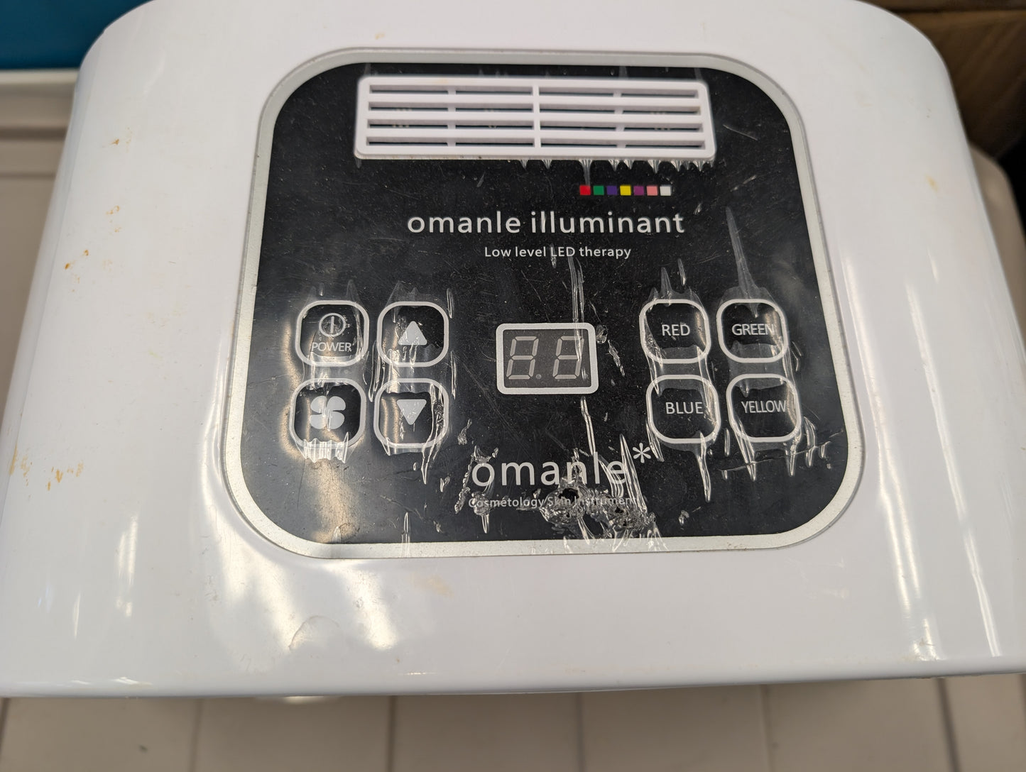 Omelon Omega Light Low Level LED Therapy