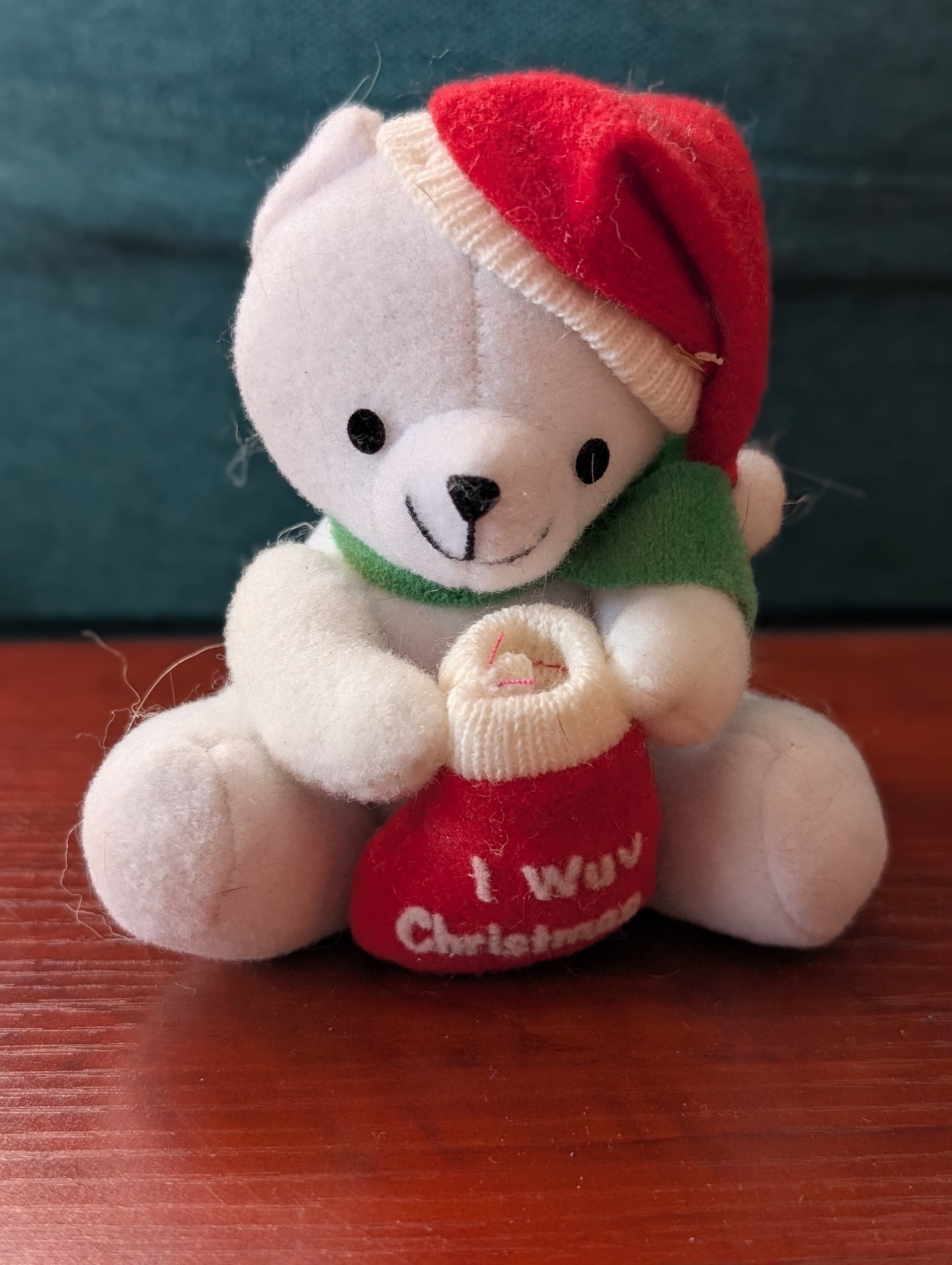 Vintage Russ "I Wuv Christmas" mini bear plush 5" White Bear Holiday Red Stocking