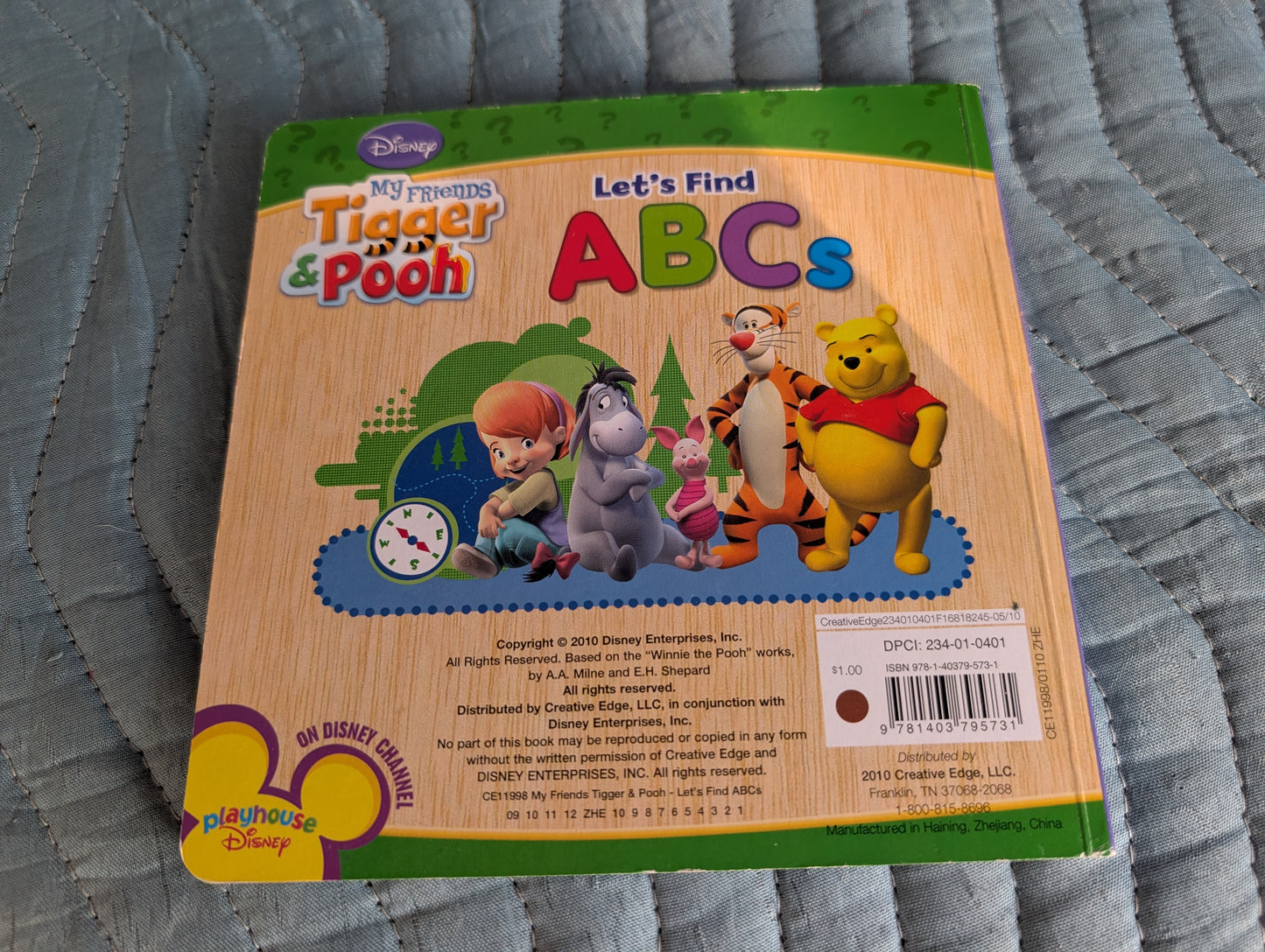 Winnie the Pooh: Three book collection, kids, learning