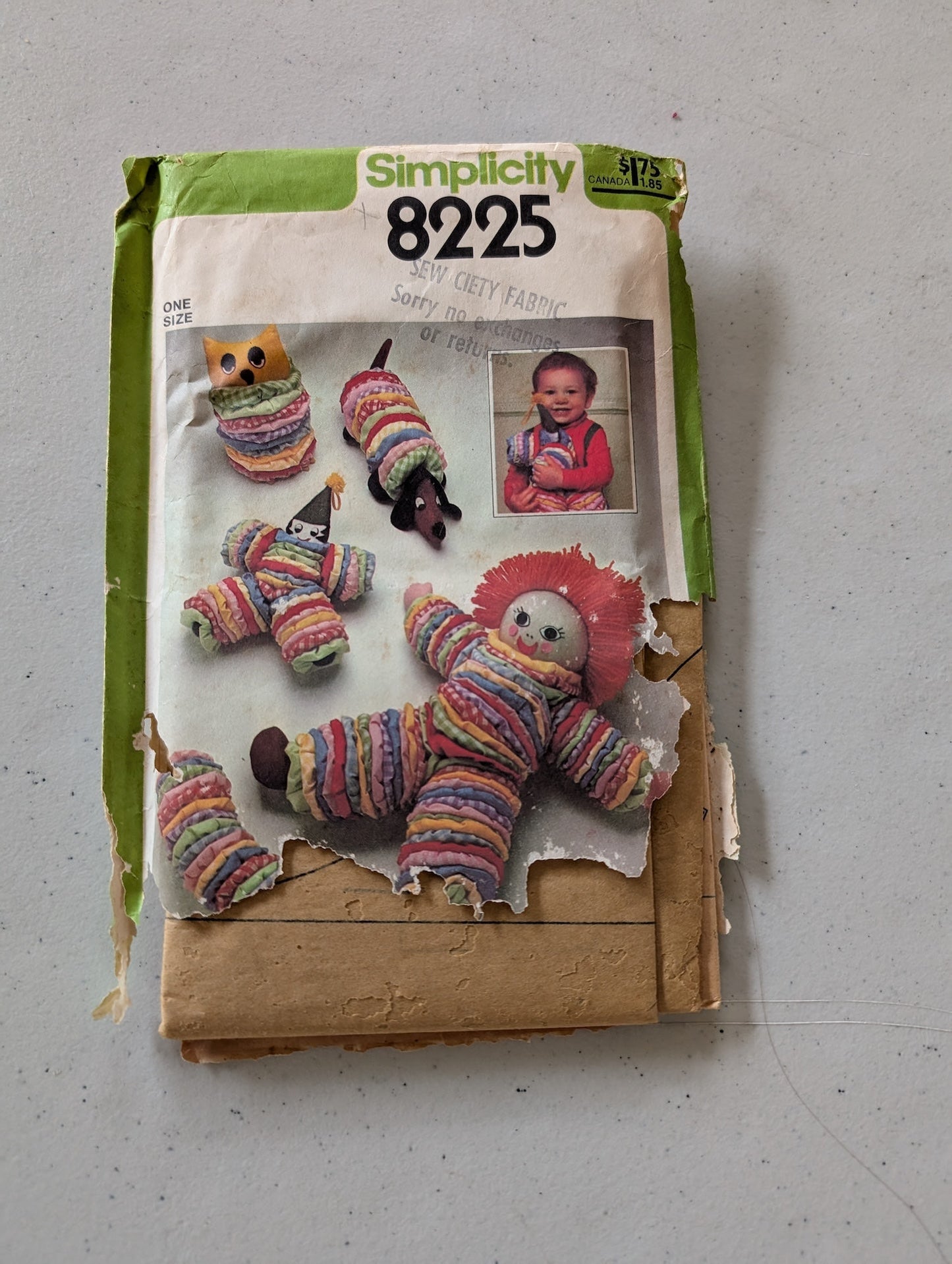 Simplicity 8225 STUFFED TOY YO-YO CLOWN OWL DOLLS Sewing Pattern(Sewing Pattern Vintage)