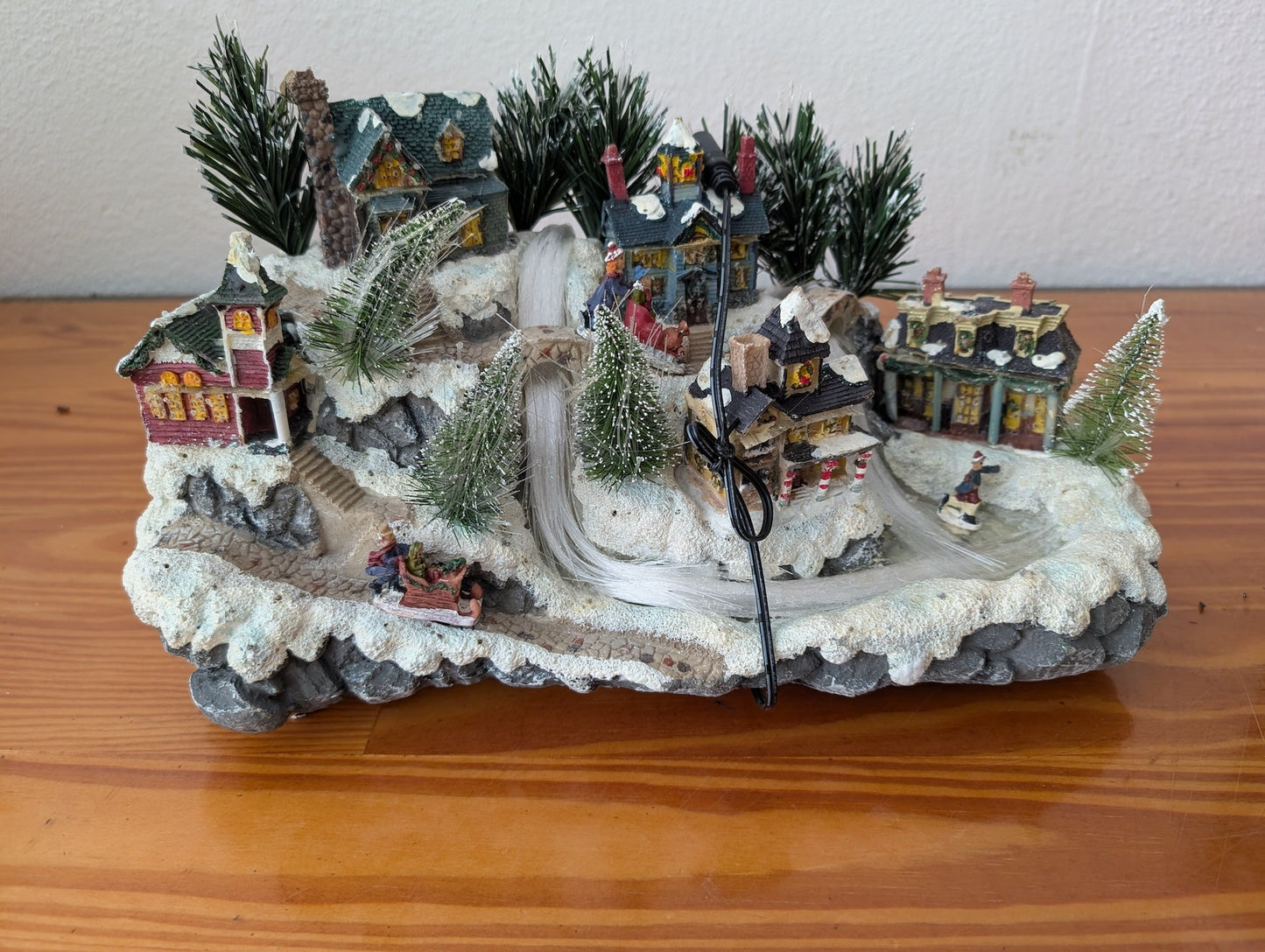 Mountain Ski Village from Unknown - Holiday Decor (Resin, Plastic, Bottle Brush Trees Christmas Village Display, Christmas, Winter Wonderland, Multicolor)