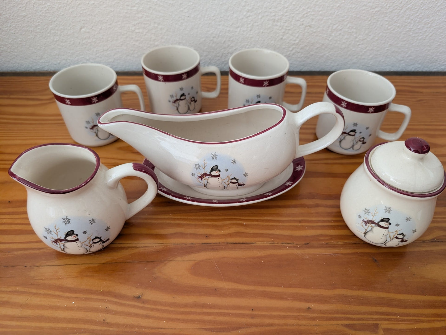 Snowman Tableware Set from Unknown - Tabletop (Ceramic Tableware, Traditional, Kids, White, Red, Black)