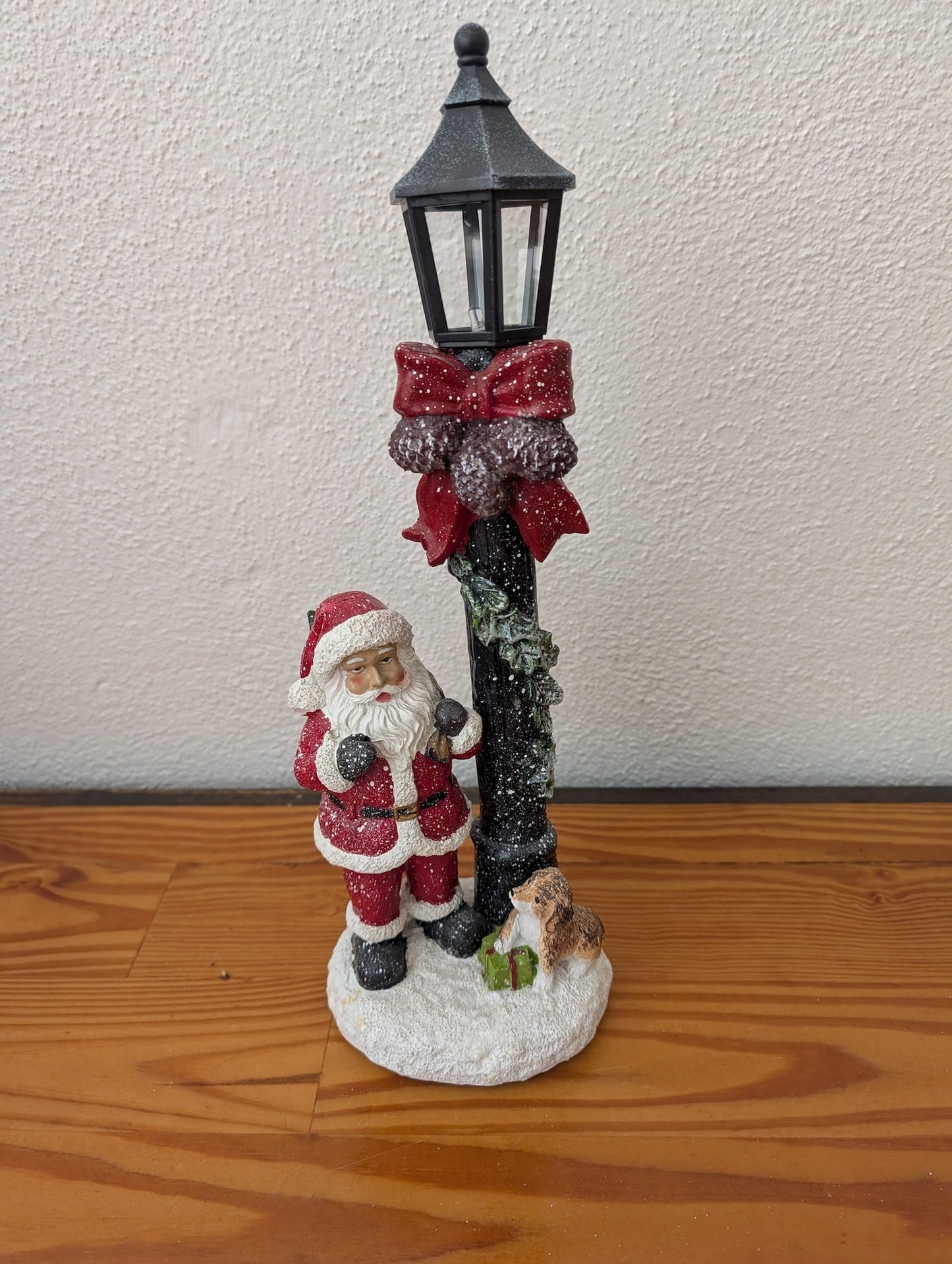 Santa with Lamppost from Unknown - Holiday Decor (Resin Figurine, Traditional, Victorian, Red, White, Black)