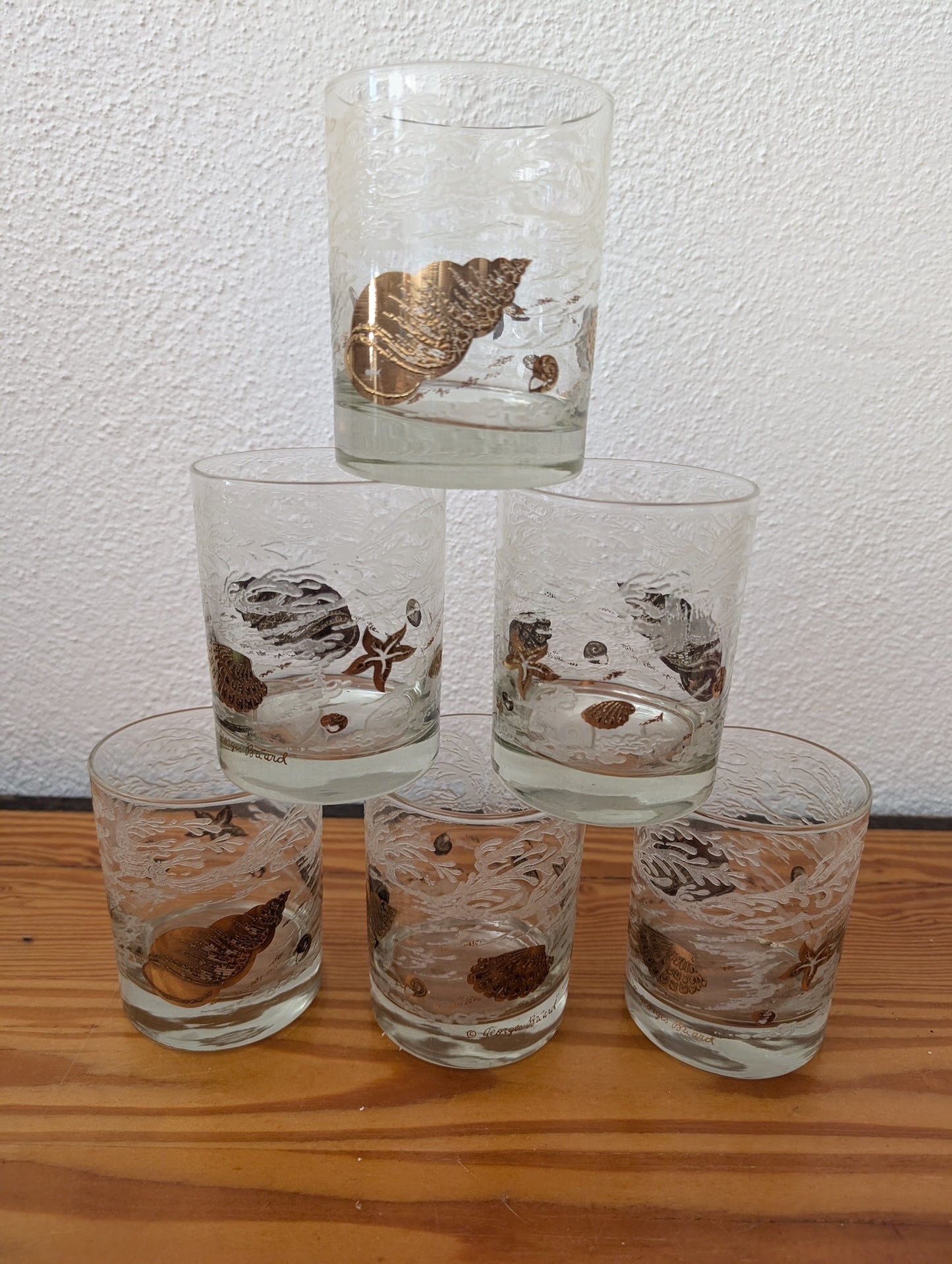 Gold Seashell Glasses from R.T.V. - 1983 Glassware (Glass Drinking Glasses, Coastal, Beach, Retro, Clear, Gold)