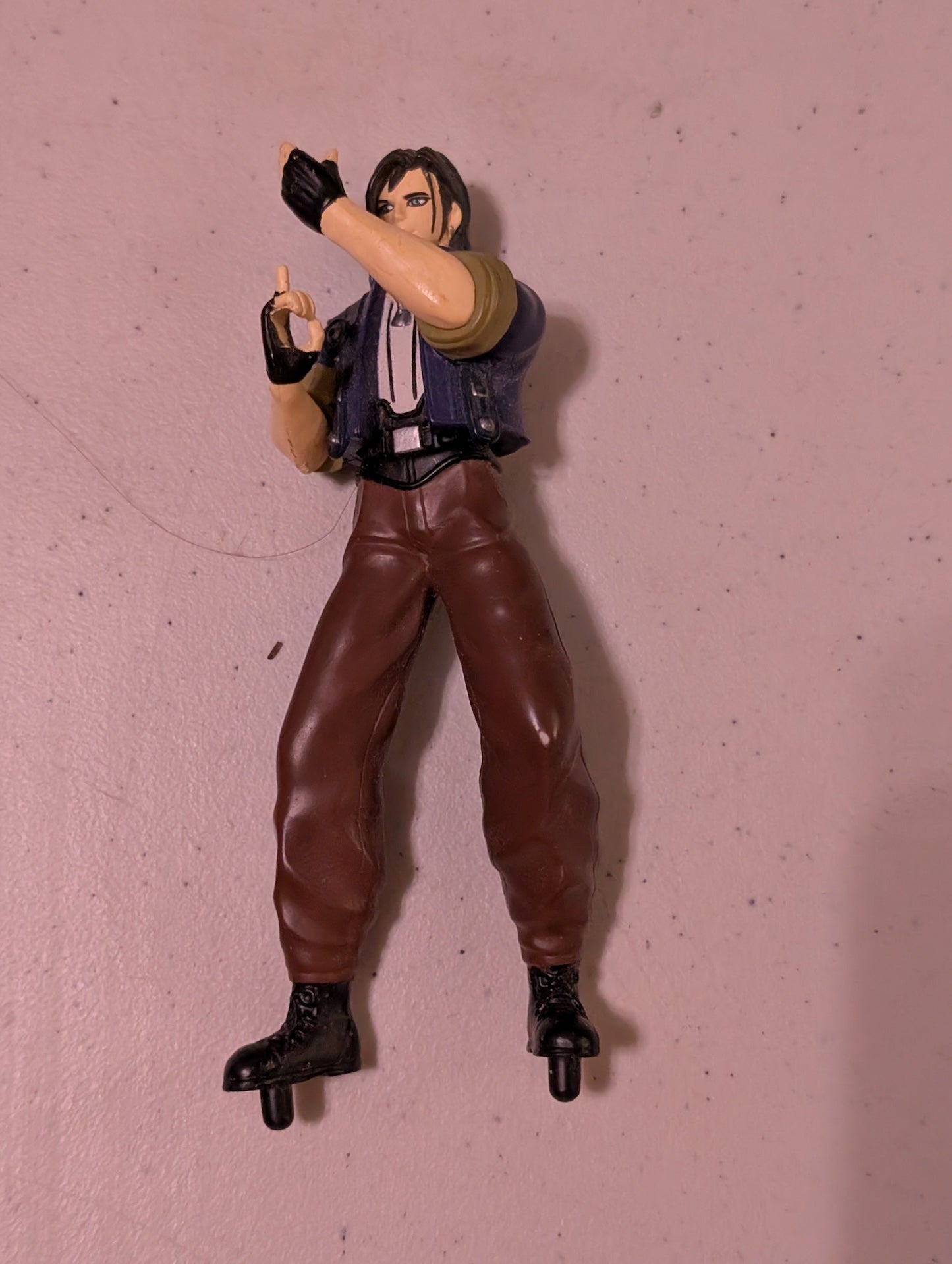 LAGUNA LOIRE VINTAGE 1999 FINAL FANTASY VIII DELUXE FIGURE SQUARE ENIX(Action Figure, SciFi/Fantasy, Collectable, Vintage, Loose, Missing Parts/pieces, Incomplete)