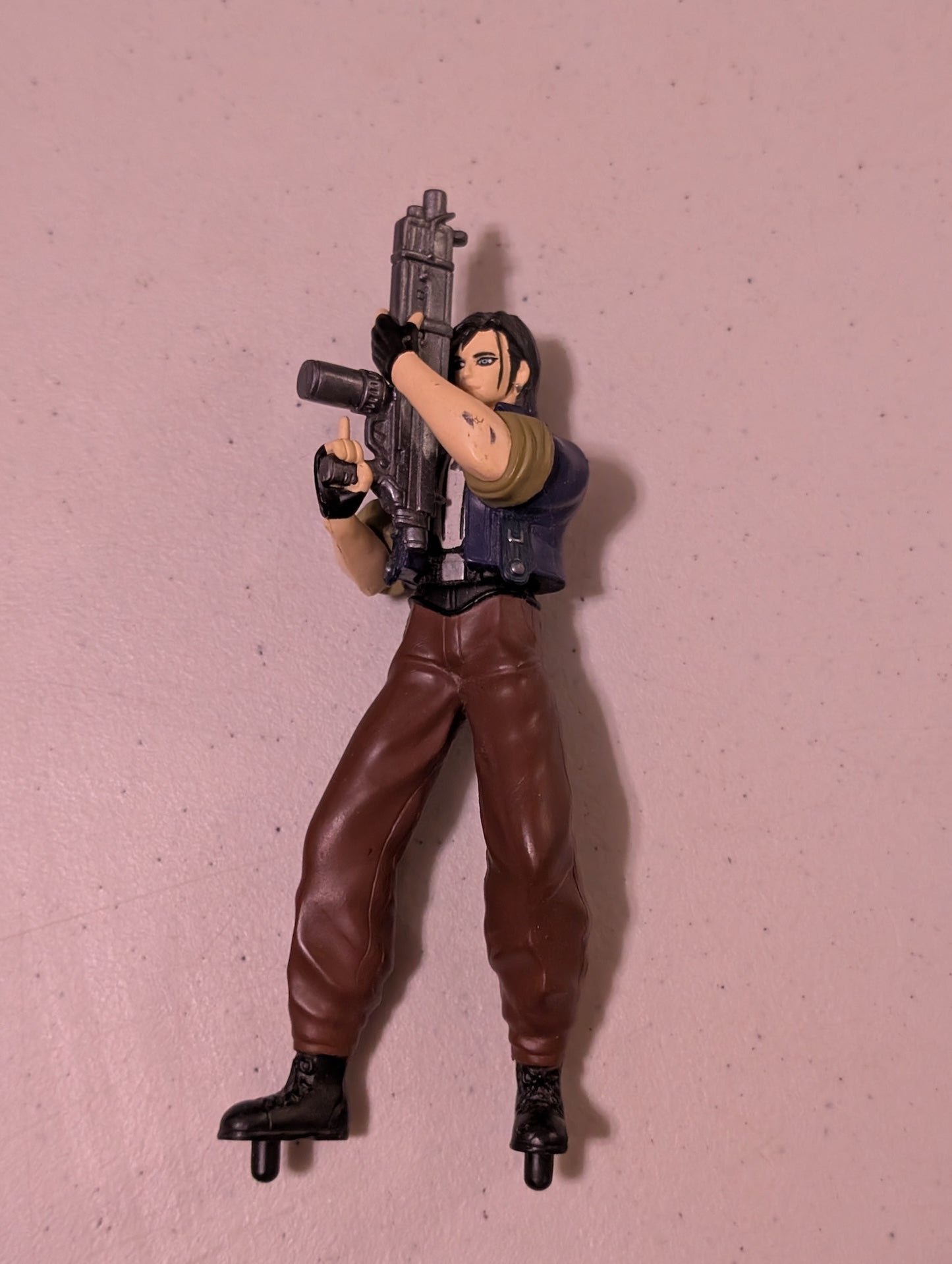 LAGUNA LOIRE with weapon VINTAGE 1999 FINAL FANTASY VIII DELUXE FIGURE SQUARE ENIX(Action Figure, SciFi/Fantasy, Collectable, Vintage, Loose, Missing Parts/pieces, Incomplete)