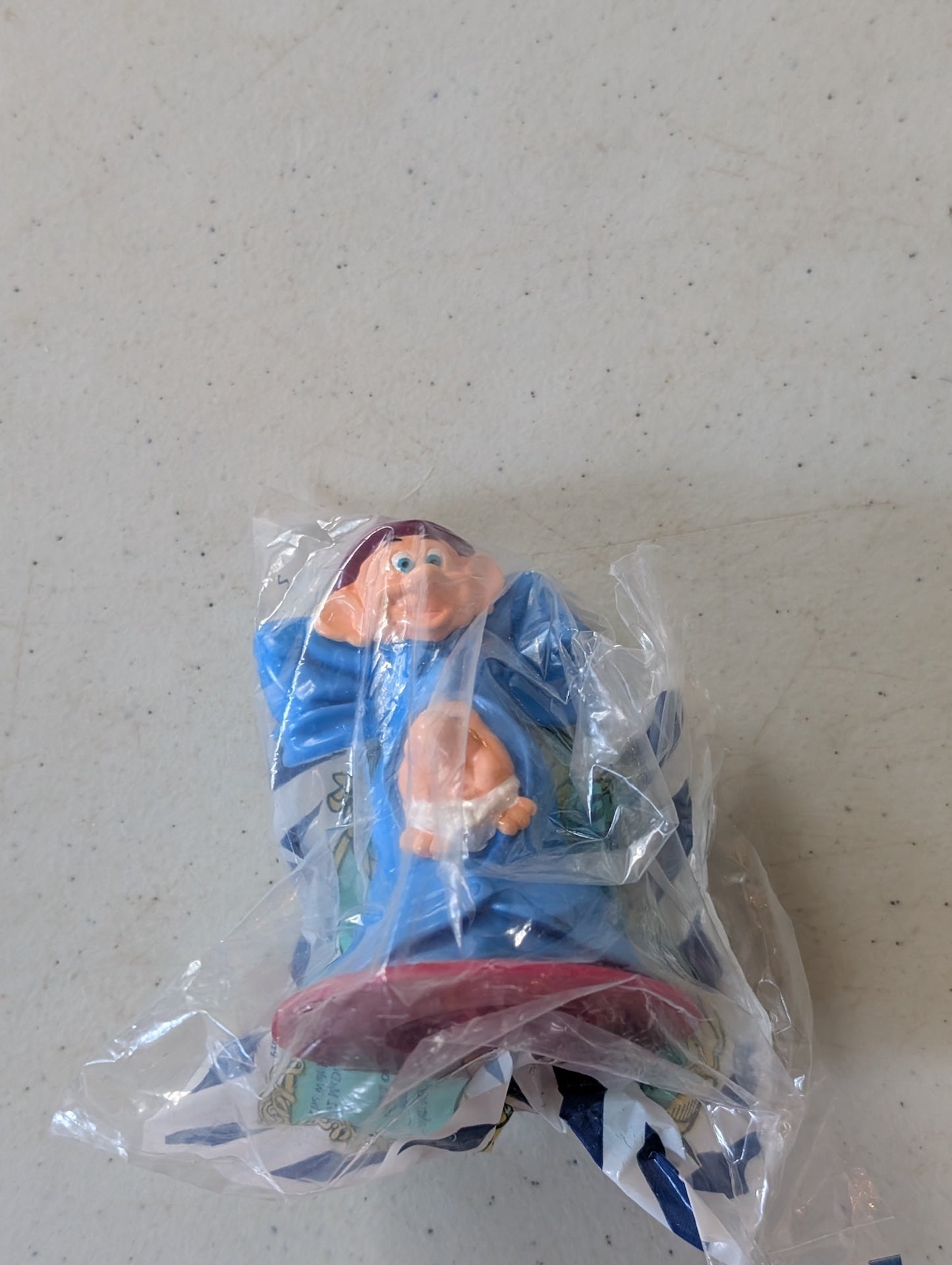 Snow White & the Seven Dwarfs Dopey and Sneezy 1992 McDonald's Happy Meal Toy (vintage, collectable, nostalgia, toy)