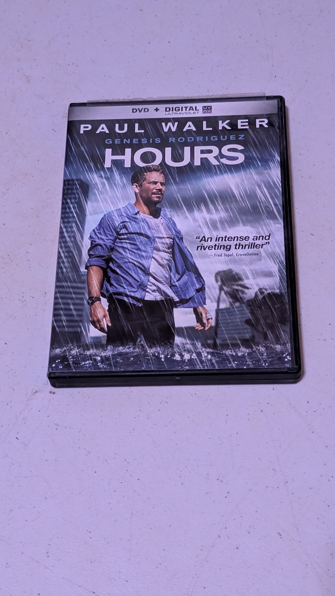 Hours DVD Paul Walker, Genesis Rodriguez