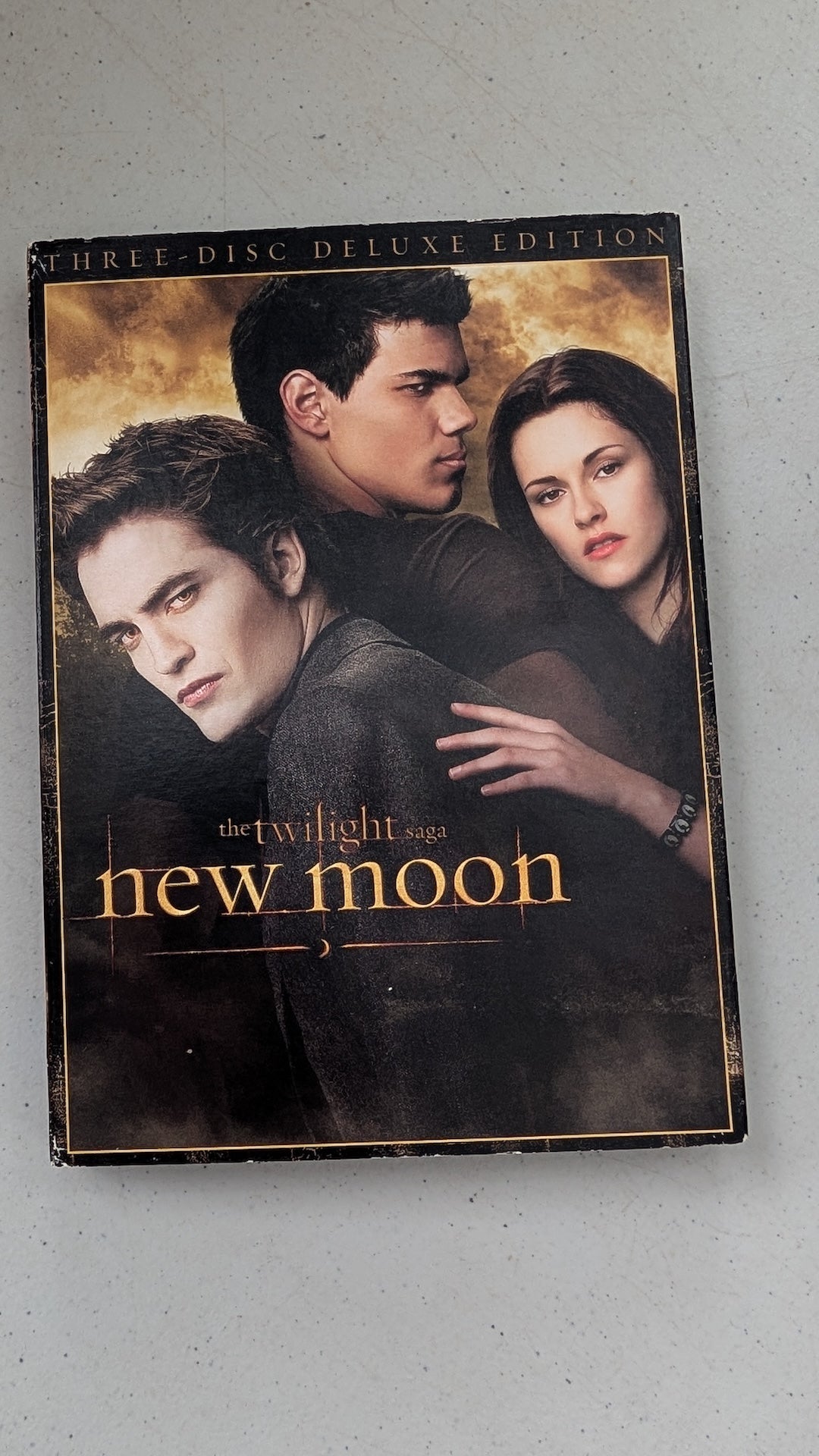 The Twilight Saga: New Moon (DVD, 2009, PG-13) Kristen Stewart, Robert Pattinson, Taylor Lautner