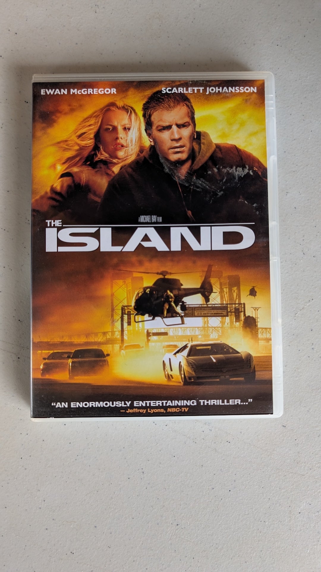 The Island (DVD, 2005, PG-13) Ewan McGregor, Scarlett Johansson