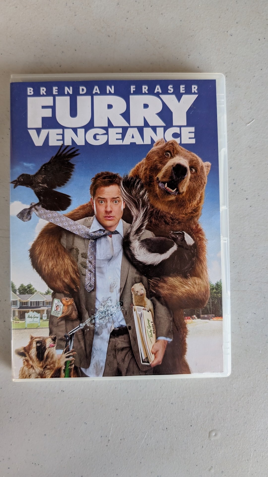 Furry Vengeance (DVD, 2010, PG) Brendan Fraser, Brooke Shields, Ken Jeong