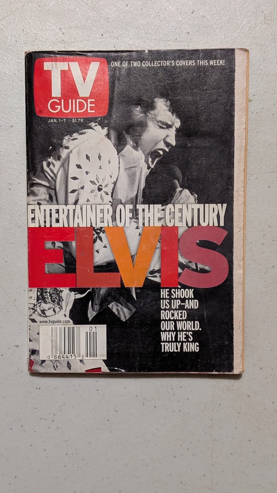 TV Guide - Entertainer of the Century from TV Guide - 1999 Ephemera (Paper Magazine, Pop Culture, Americana, Black, White, Red, Orange, Collectable, Vintage, Original)