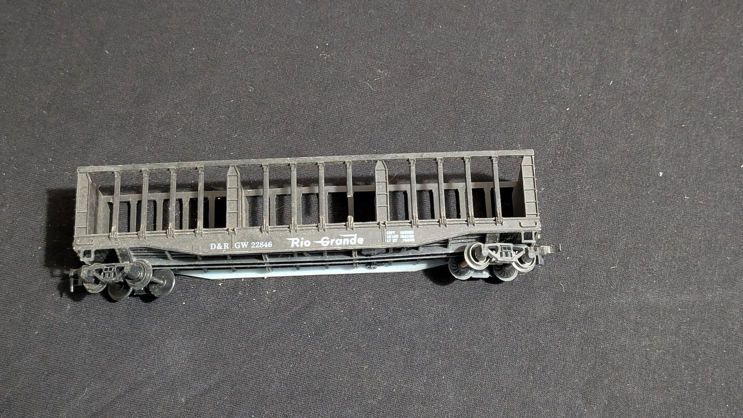 Rio Grande Gondola Gondola likely from Athearn - 1970s HO Scale Model Train (Plastic, Metal Gondola, Not Applicable, Grey)