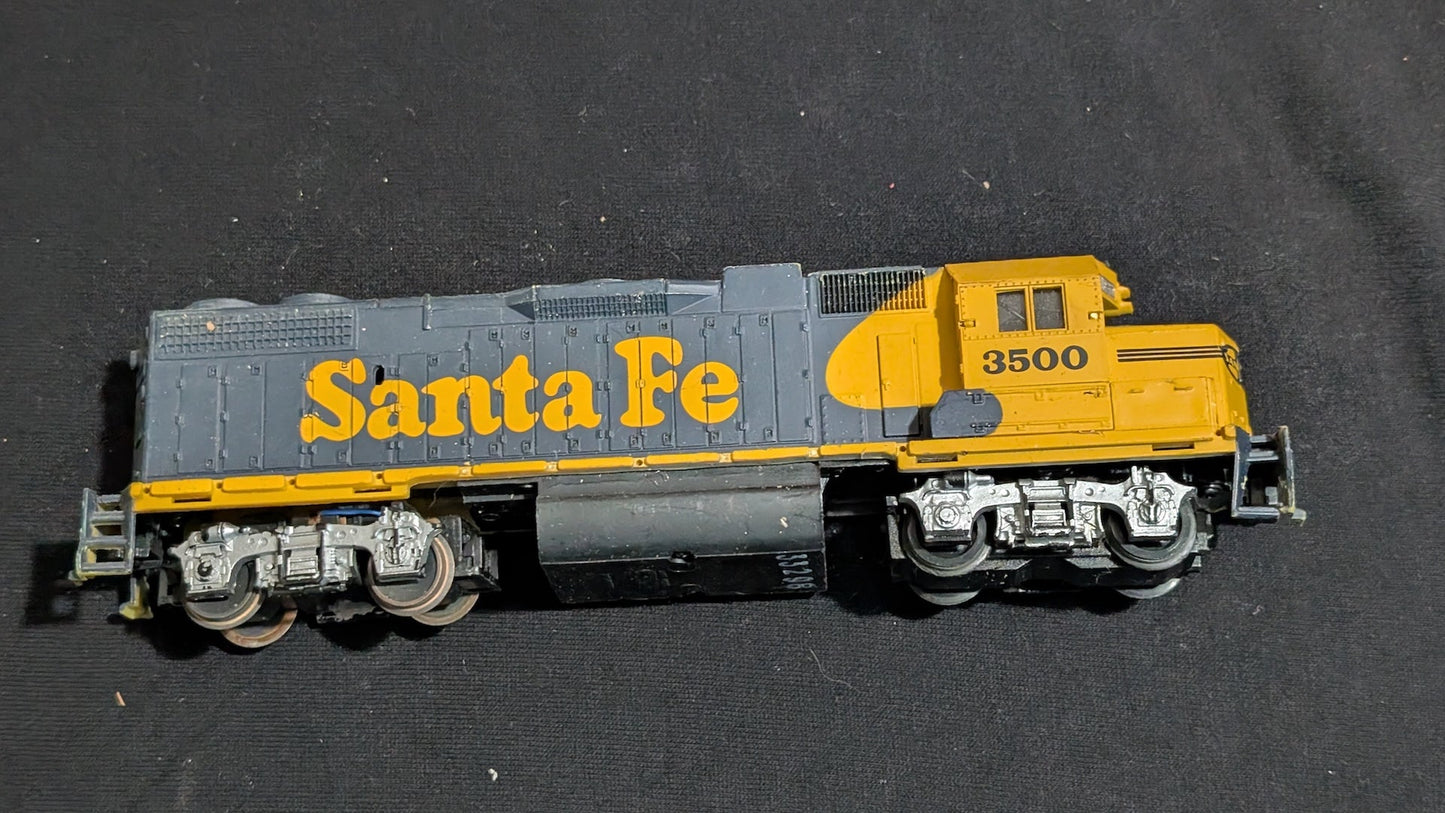 Santa Fe GP-Series Diesel Locomotive likely from Athearn - 1980s-1990s HO Scale Model Train (Plastic, Metal Diesel Locomotive, Not Applicable, Blue, Yellow)