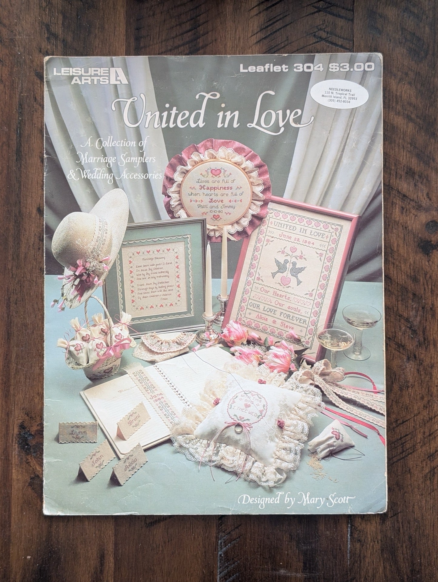 United in Love by Mary Scott (Leisure Arts) (Crafts, Cross-Stitch, 1984, wedding cross-stitch, marriage sampler, Leisure Arts, DIY wedding, Mary Scott)