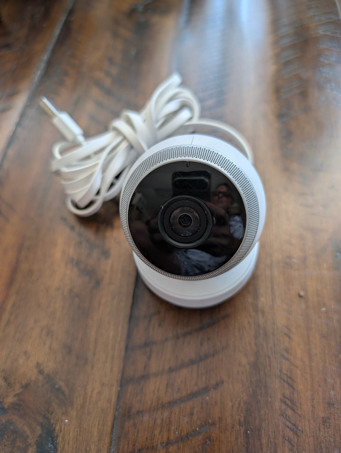 Indoor WiFi Security Camera from Logi - 2010s/2020s Smart Home, Security (Plastic, Electronics Security Camera, Modern, Minimalist, White, Black, indoor camera, WiFi, security, pet cam)