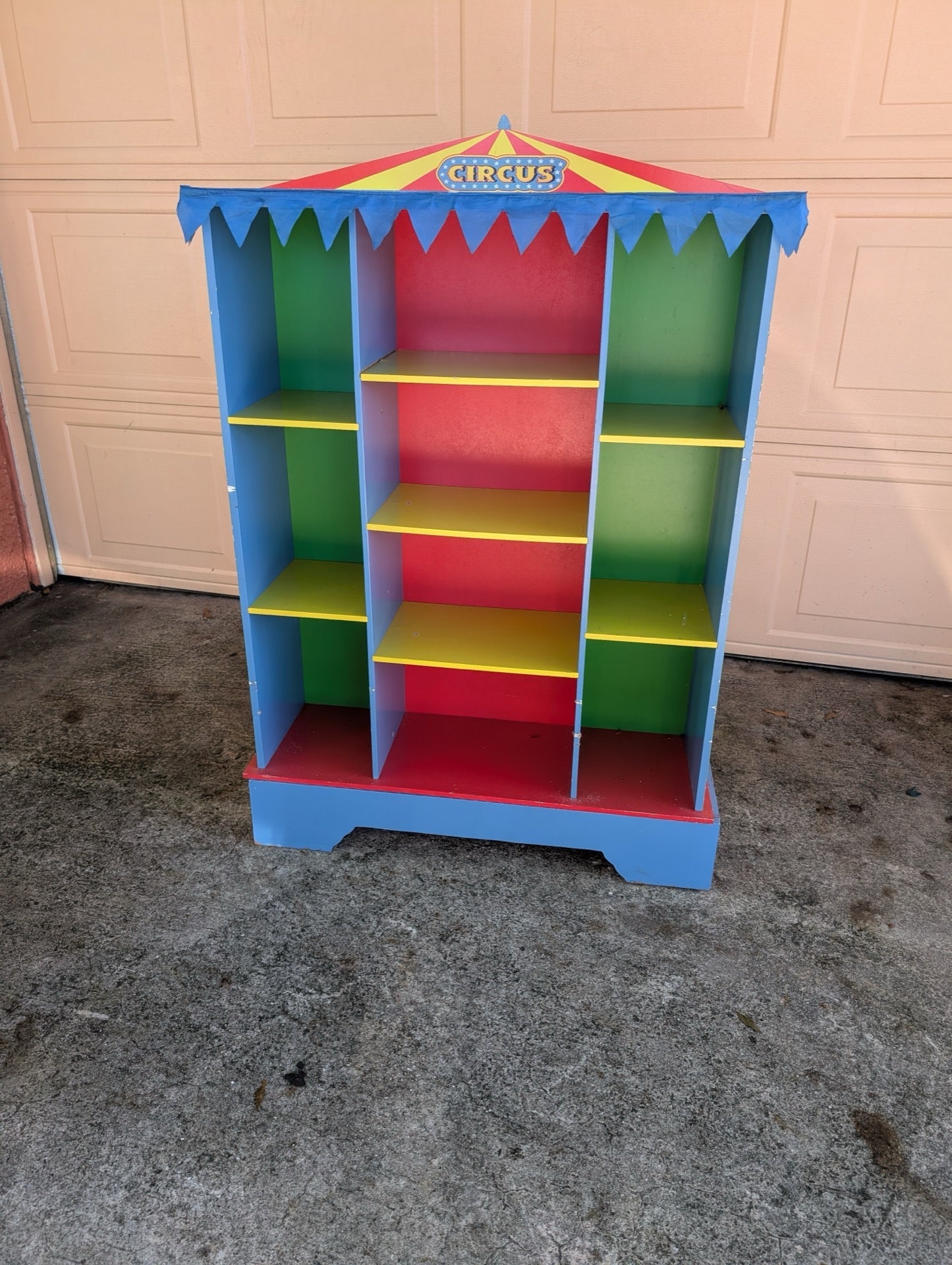 Kids Circus Tent Bookcase - The Cutest Show in the Playroom!