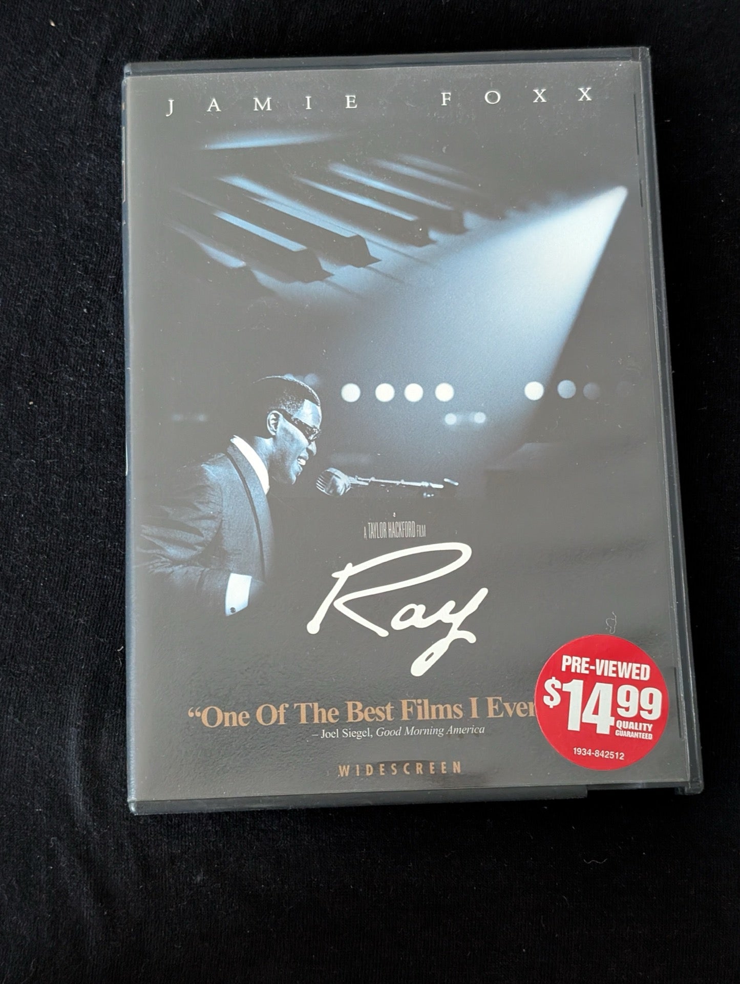 Ray DVD (2004) Widescreen - Jamie Foxx's Oscar-Winning Performance