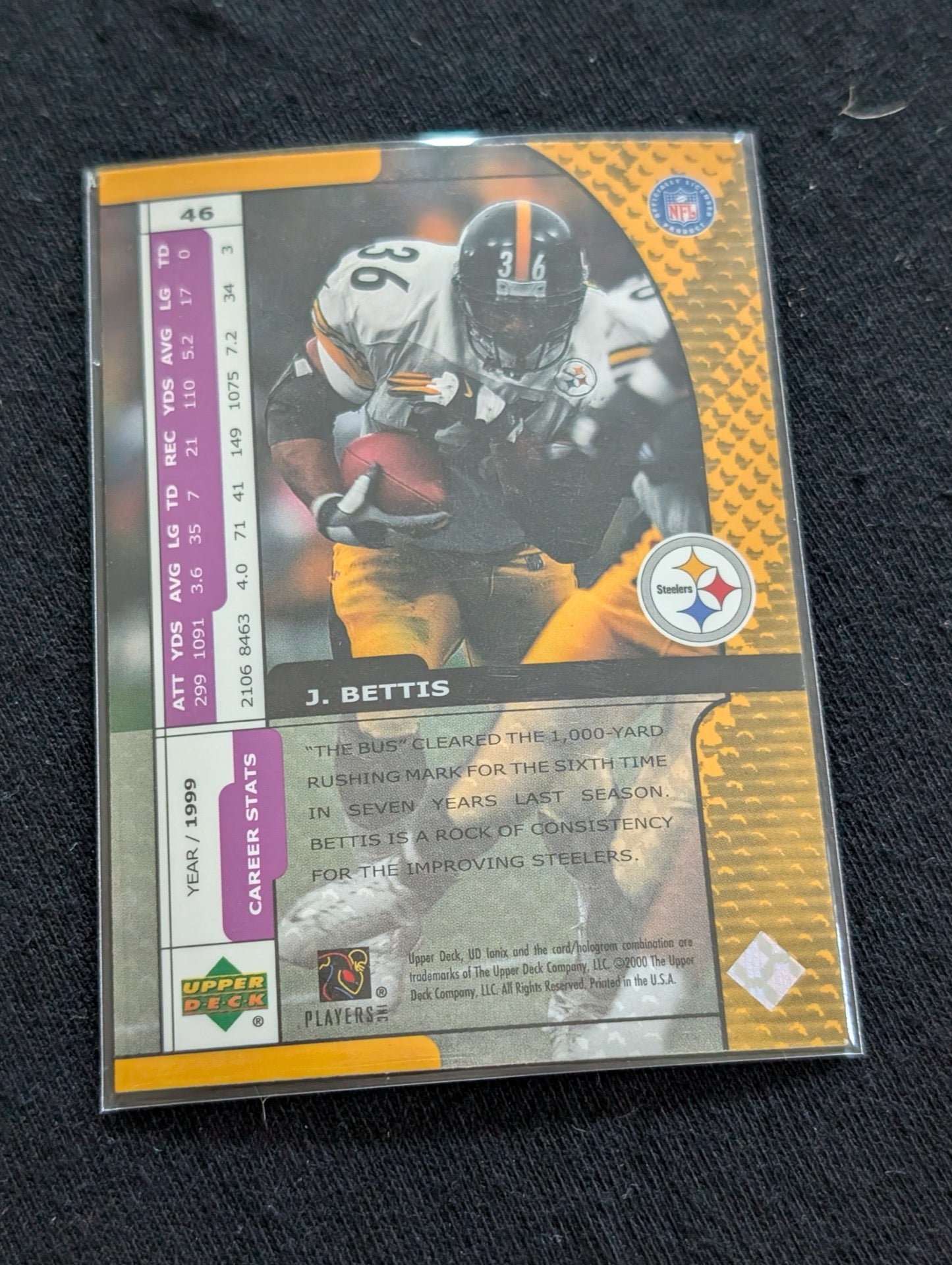 Jerome Bettis "The Bus" Steelers HOF Lot (2) 1997 Score and 2002 Donruss Ionix
