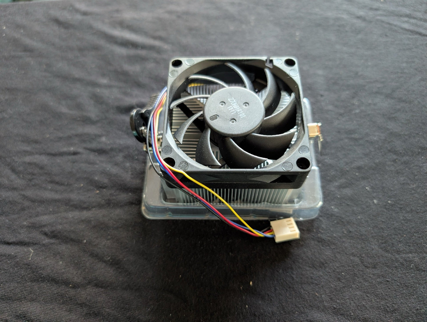 Genuine Intel Stock CPU Cooler Fan & Heatsink E97379-003 4-Pin PWM LGA 115X