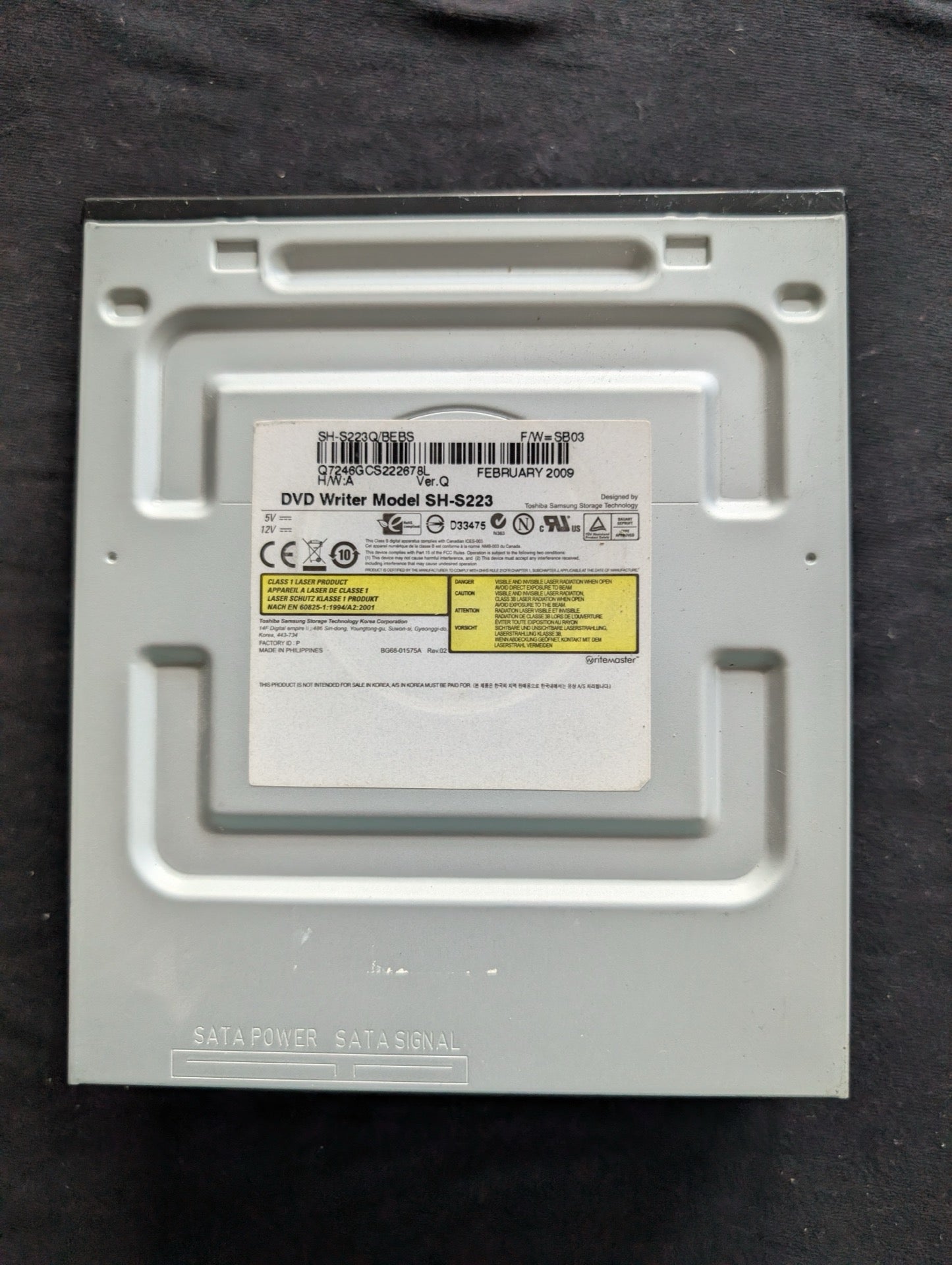 Samsung SH-S223 DVD Writer 22x Internal SATA Optical Drive (Black) - Tested
