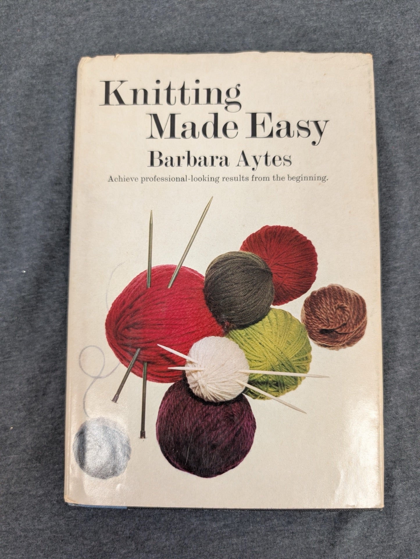 Knitting Made Easy by Barbara Aytes Vintage Instructional Guide Softcover