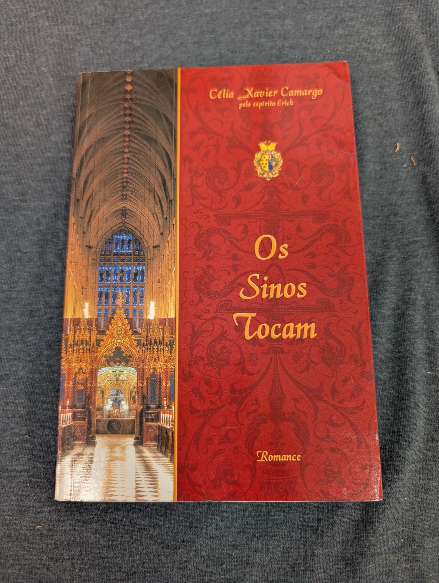 Os Sinos Tocam by Célia Xavier Camargo - Portuguese Spiritist Novel - Romance