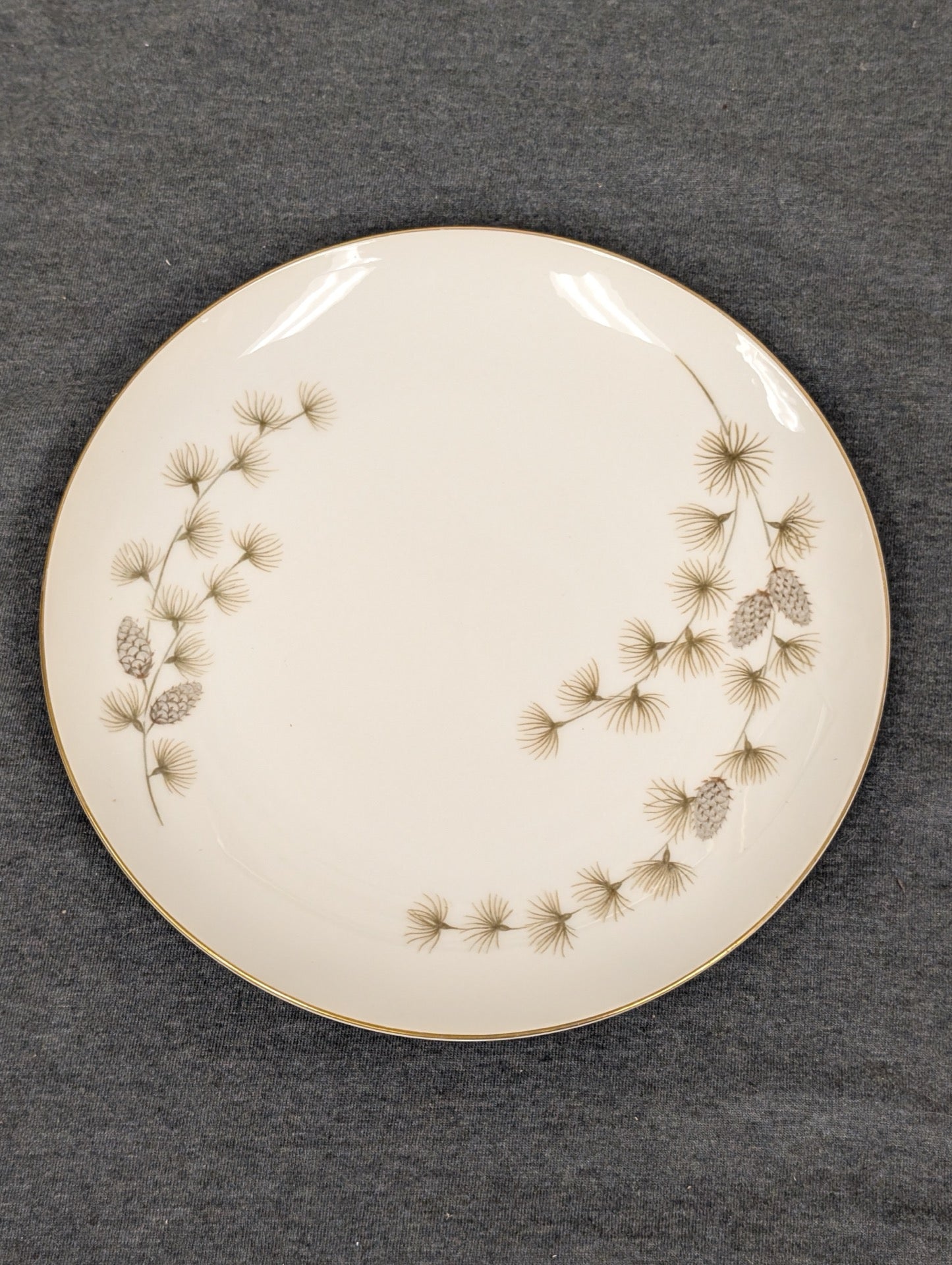 Mikasa plate Sequoia 6141 showing intricate pine needle design
