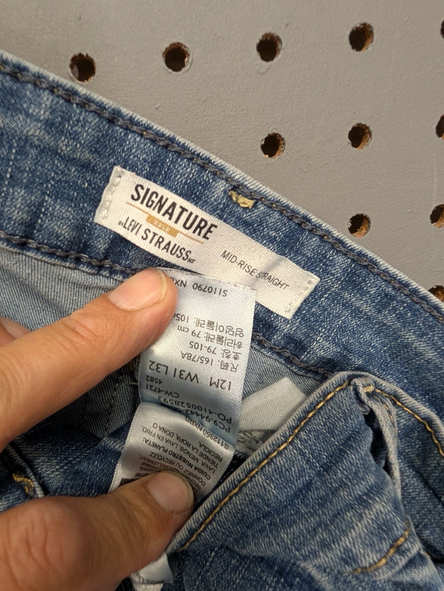 Inner tag for Signature Levi Strauss size 12M