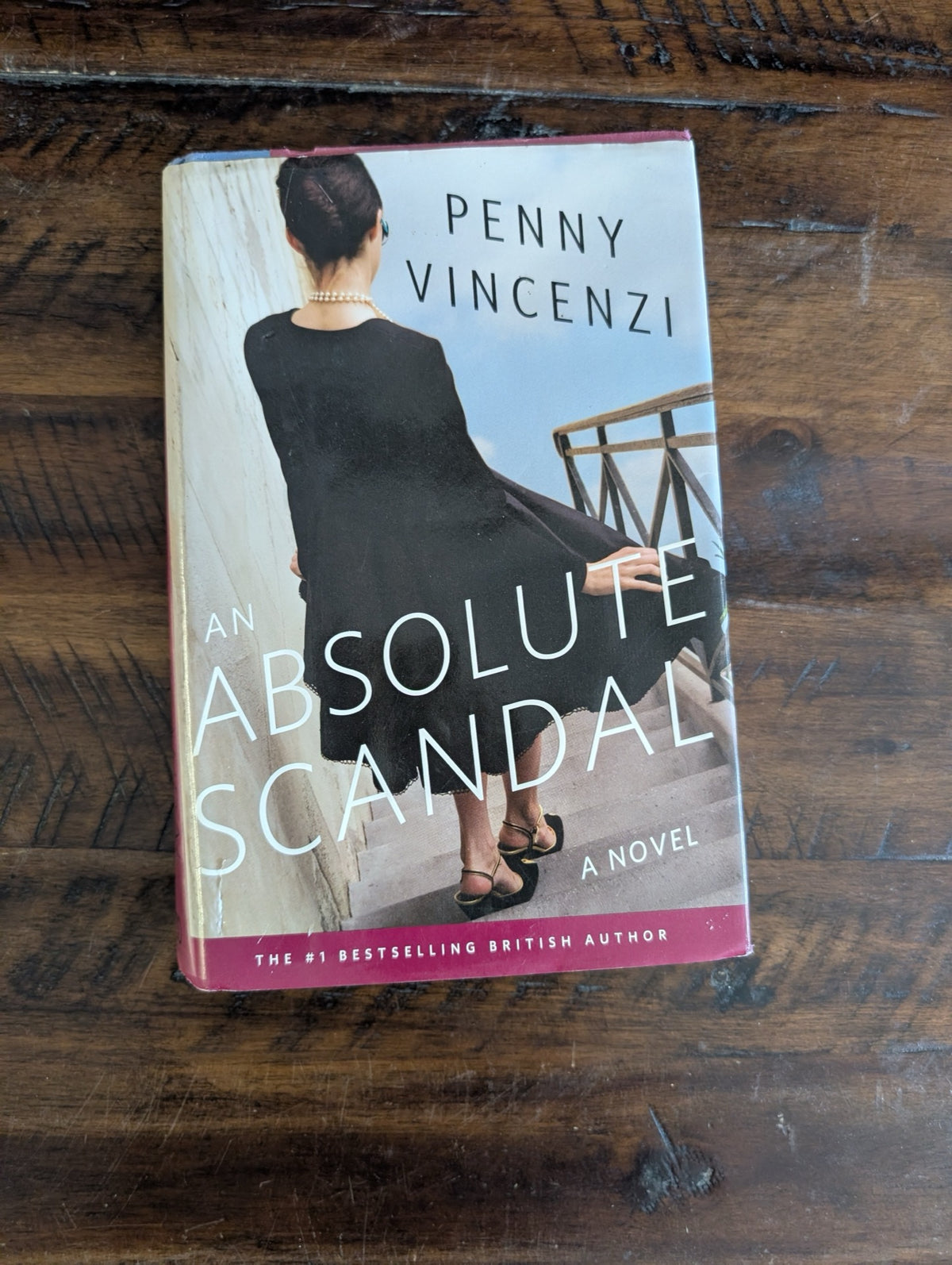 Front cover of An Absolute Scandal by Penny Vincenzi