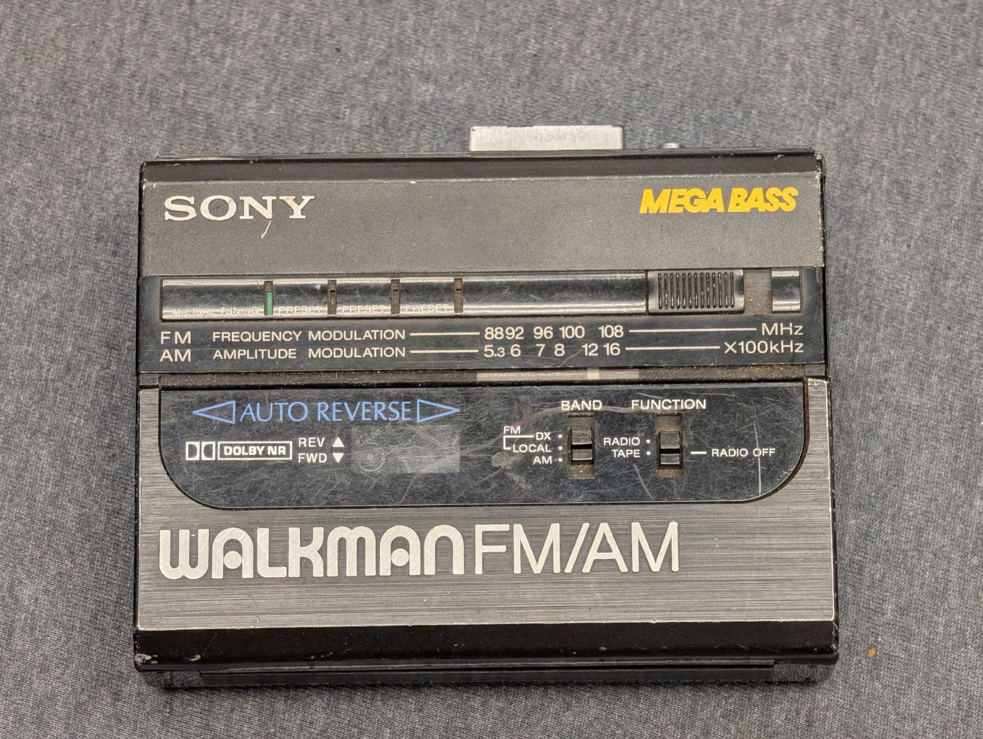 Sony Walkman WM-F2015 Radio Cassette Player Mega Bass 3-Band Graphic Equalizer