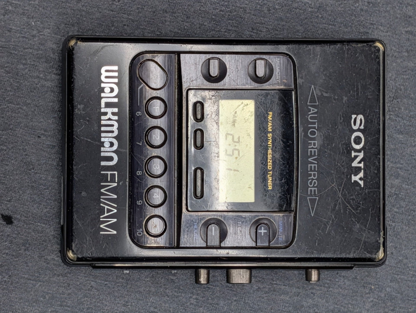 Sony Walkman WM-FX261 Portable Cassette Player AM/FM Digital Tuner Auto Reverse- for Parts only