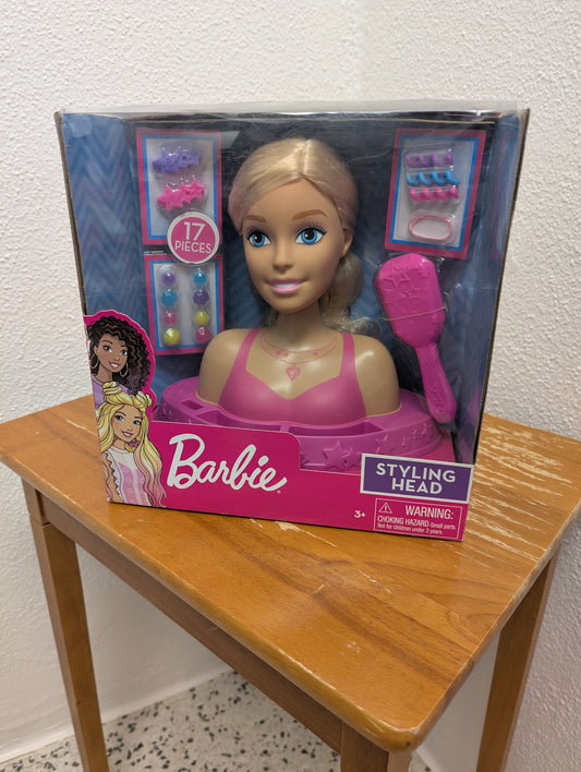 Barbie Fashionistas Styling Head 17 Piece 8" Blonde Hair with Accessories Toy