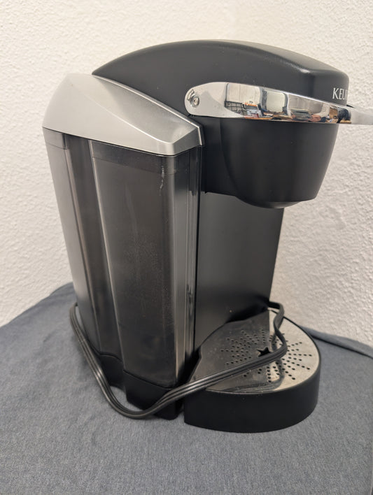 Keurig B60 Single Cup Brewing System Coffee Maker Black Silver