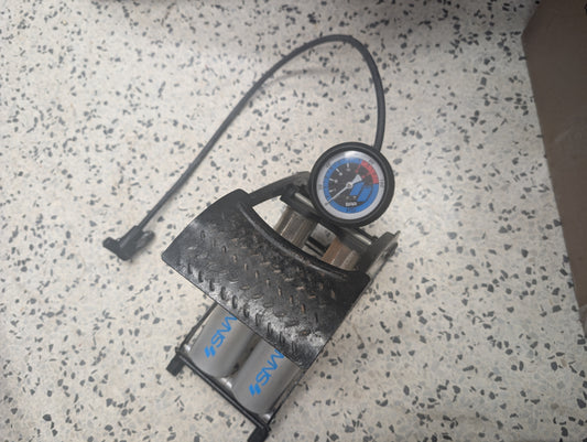 SNAFU Double-Power Bicycle Pump with Easy-to-read 72.5 psi Oversized gauge