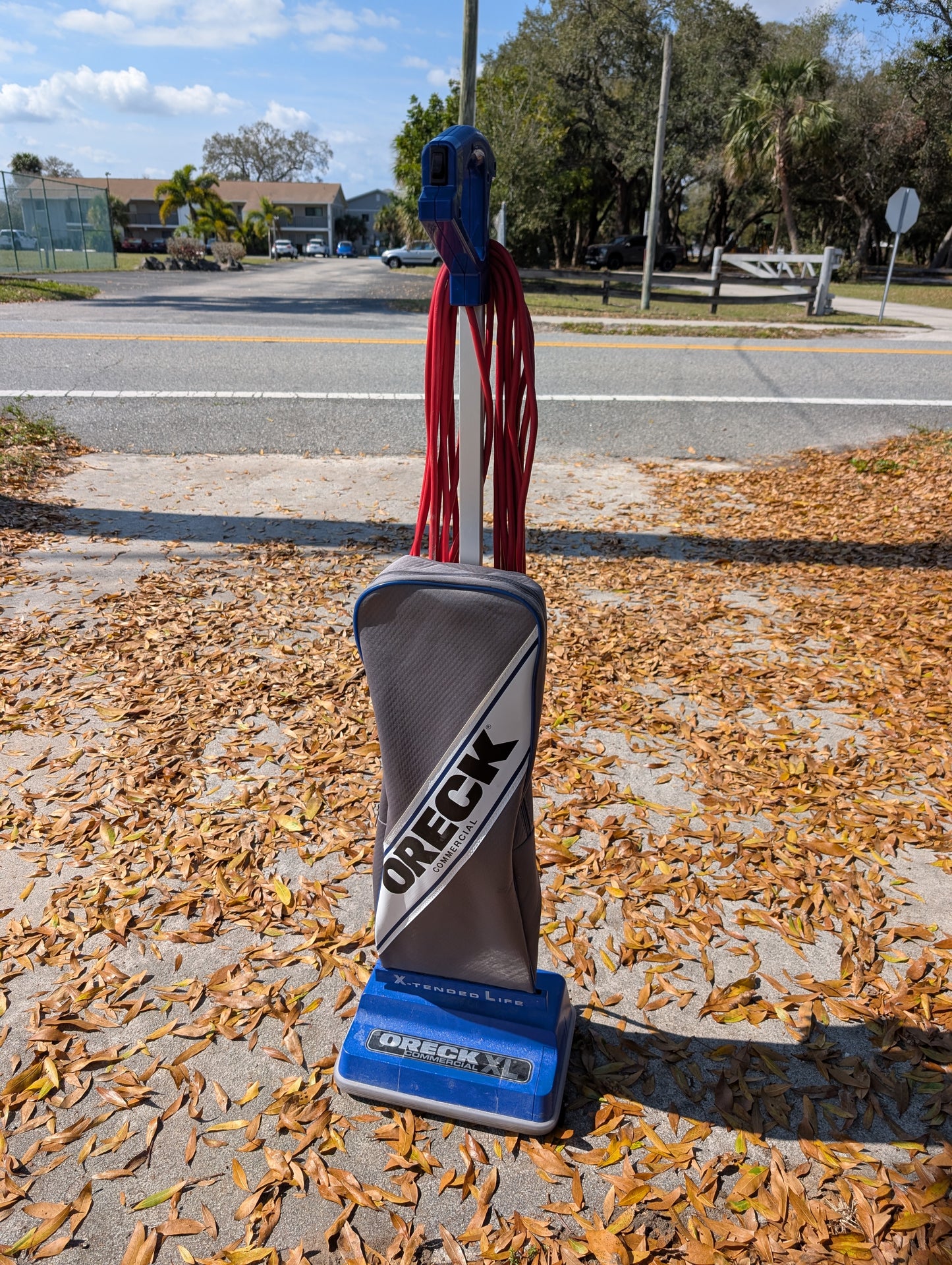 Oreck Commercial XL2100RHS Upright Vacuum Cleaner