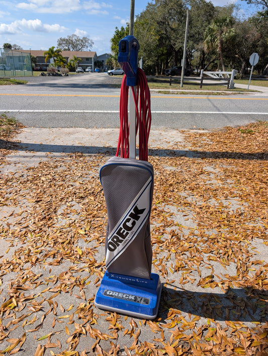 Oreck Commercial XL2100RHS Upright Vacuum Cleaner