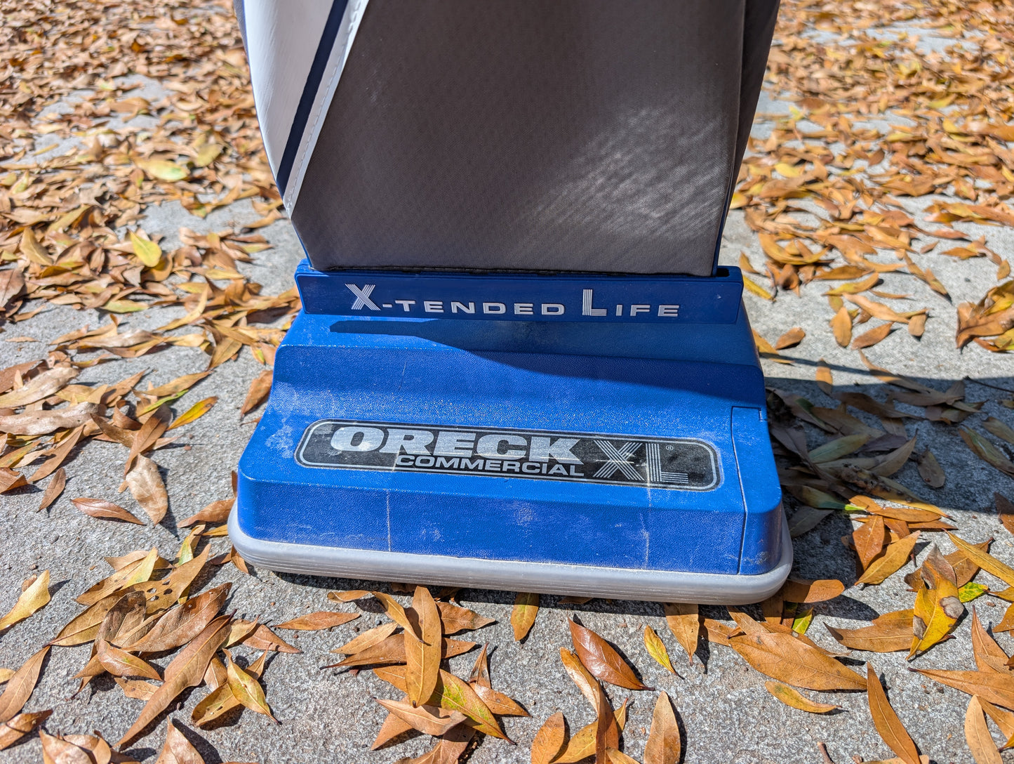 Oreck Commercial XL2100RHS Upright Vacuum Cleaner