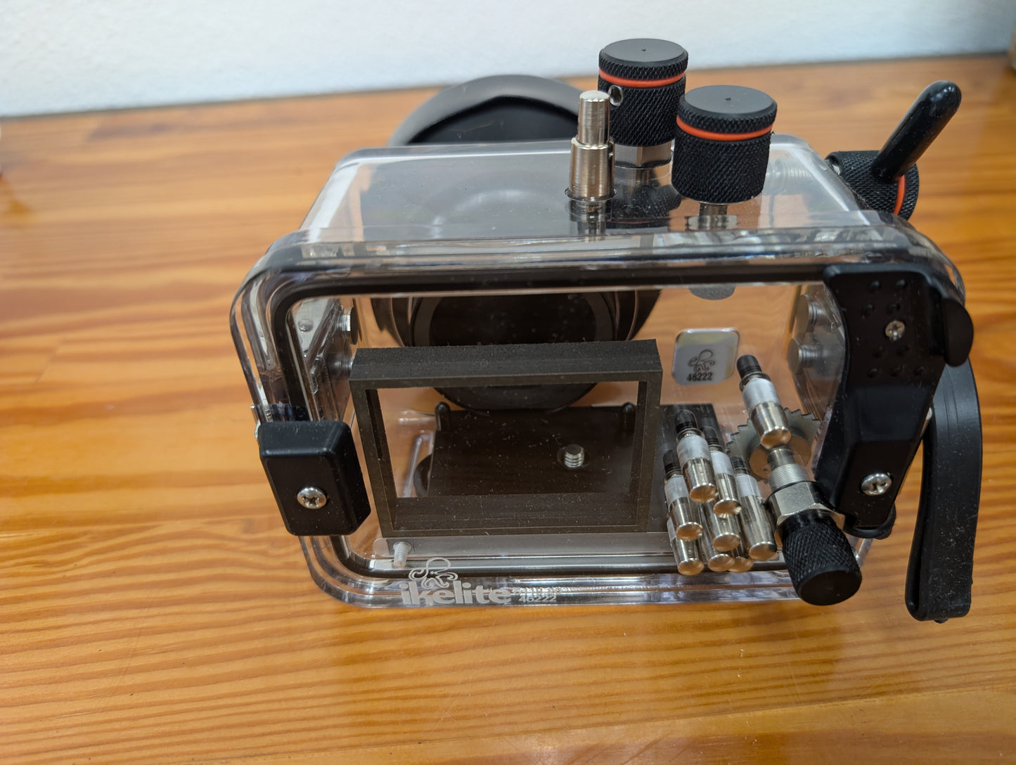 Ikelite 6115.20 Underwater Housing for Sony HX20, HX30 Camera, Depth Rating: 200ft/60m