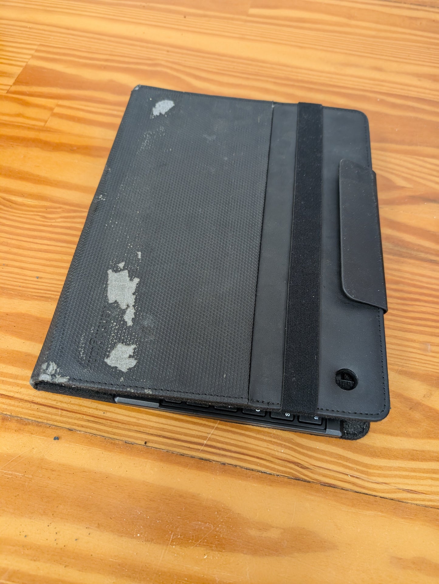 Kensington Keyfolio Pro 2 Removable Keyboard Case for iPad Air