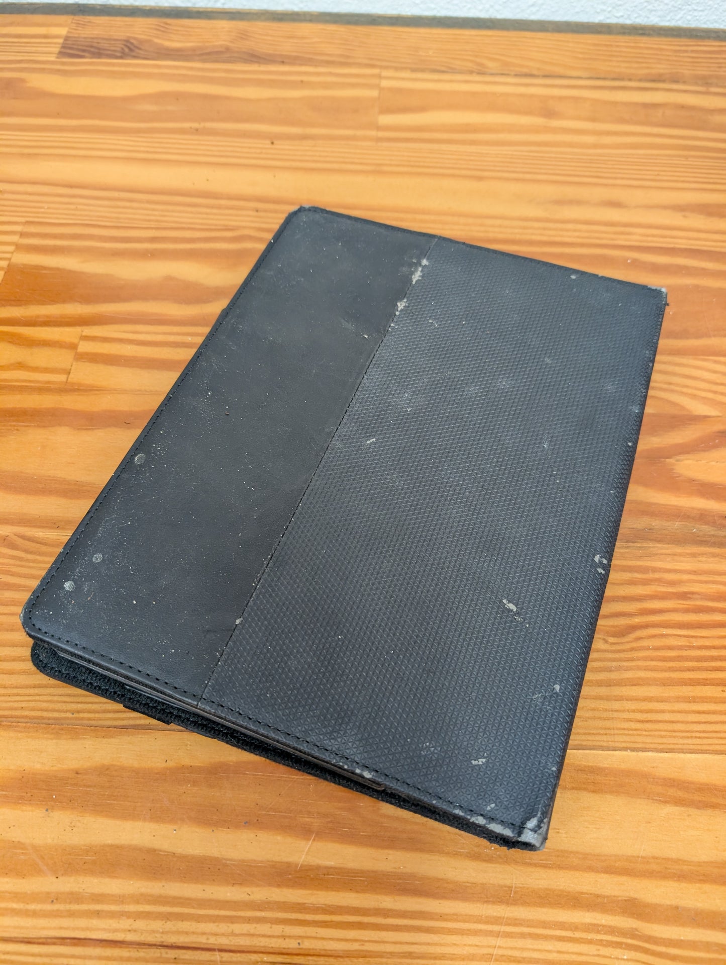 Kensington Keyfolio Pro 2 Removable Keyboard Case for iPad Air