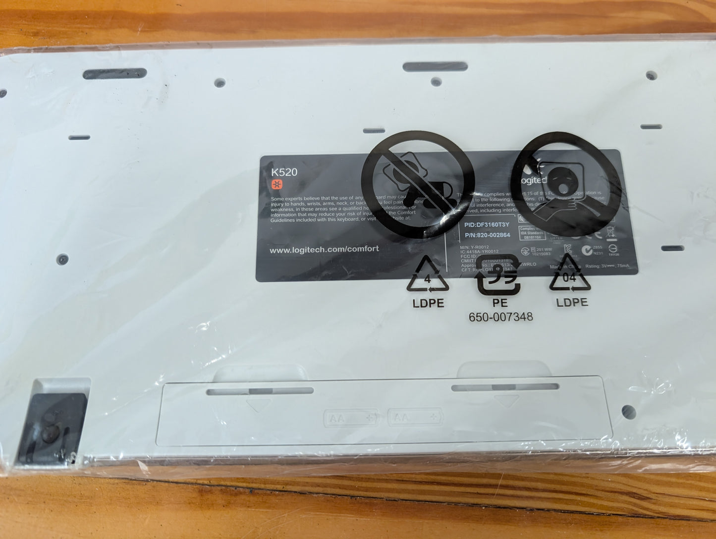 Logitech K520 Wireless Keyboard w Receiver