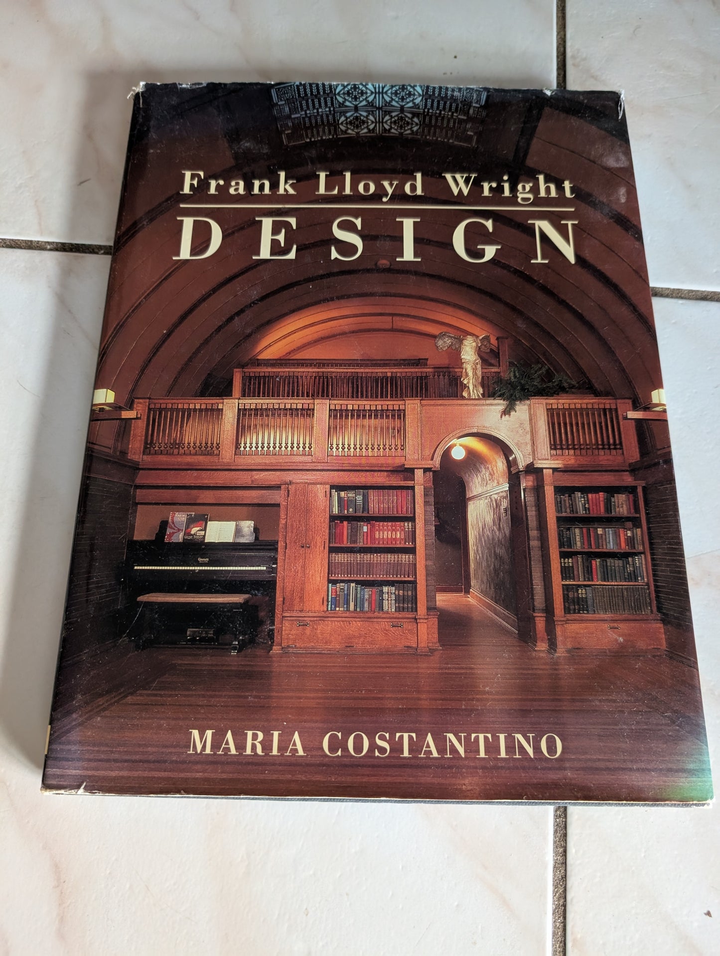 Frank Lloyd Wright Design - Book by Maria Costantino