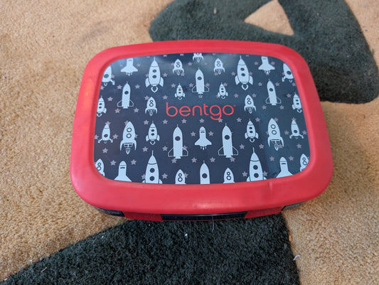 Bentgo Kids Bento-Style 5-Compartment Leak-Proof Lunch Box - Ideal Portion Sizes for Ages 3 to 7 - Durable, Drop-Proof, Dishwasher Safe, BPA-Free - Black, Red
