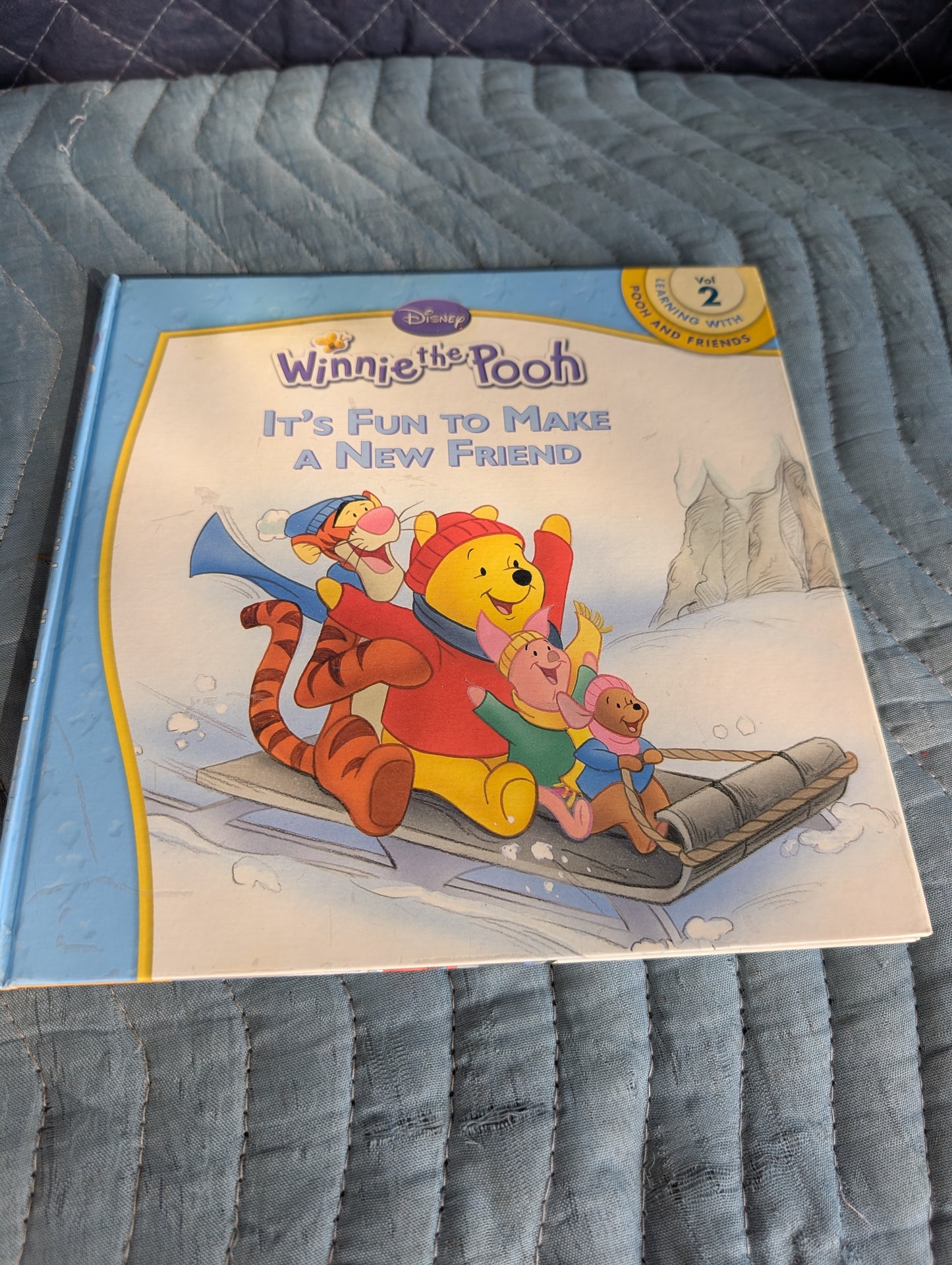 Winnie the Pooh: Three book collection, kids, learning